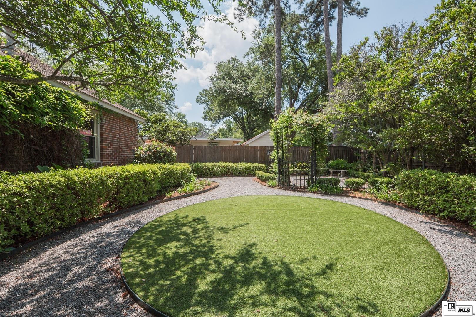 219 Country Club Road