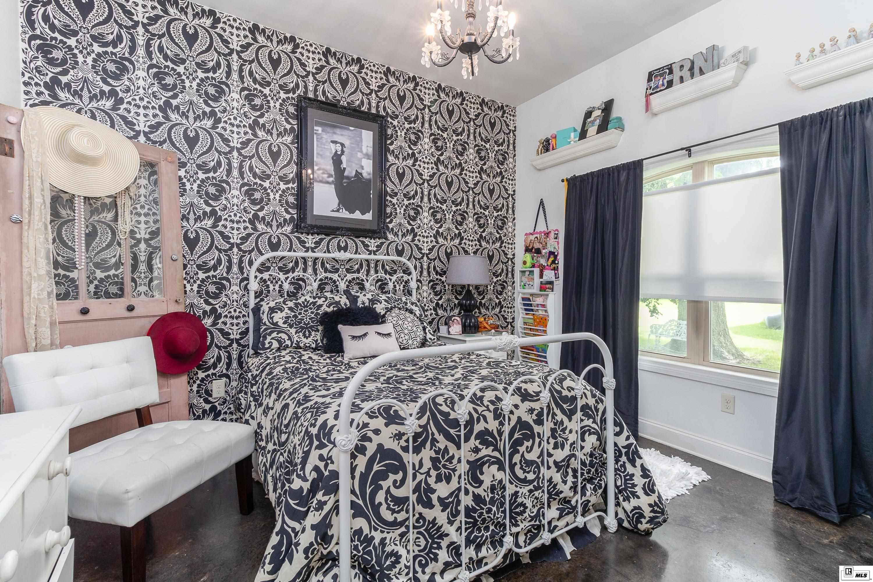 839 Scales Road