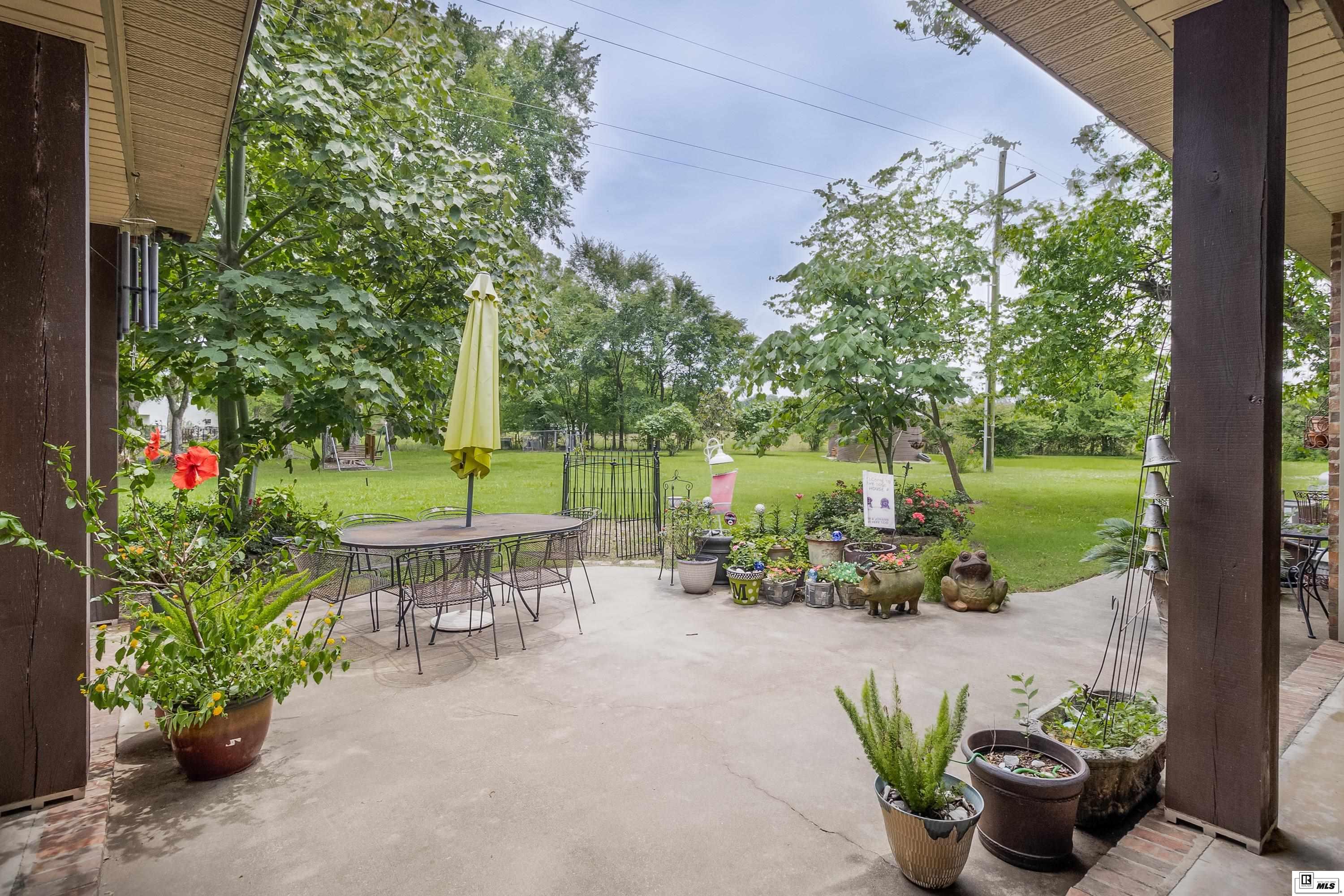 839 Scales Road