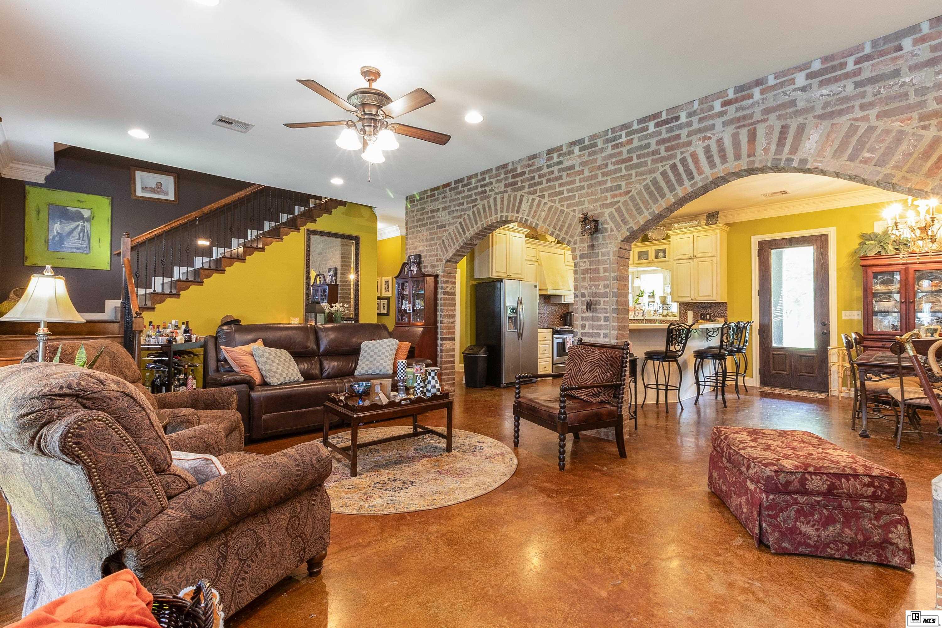 839 Scales Road