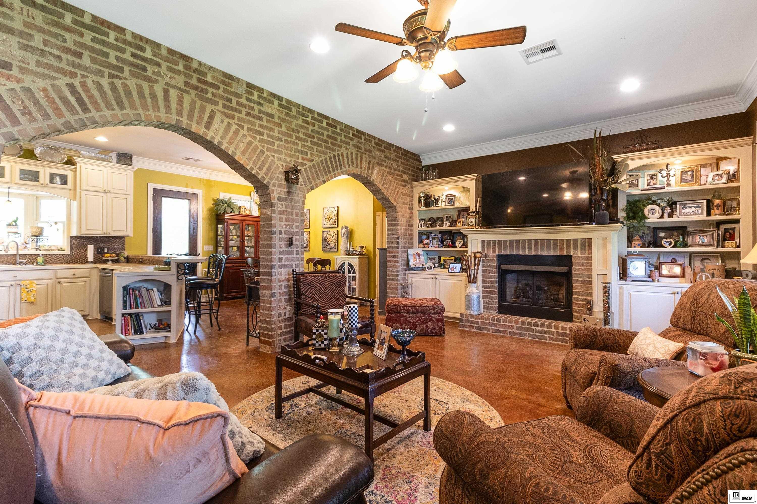 839 Scales Road