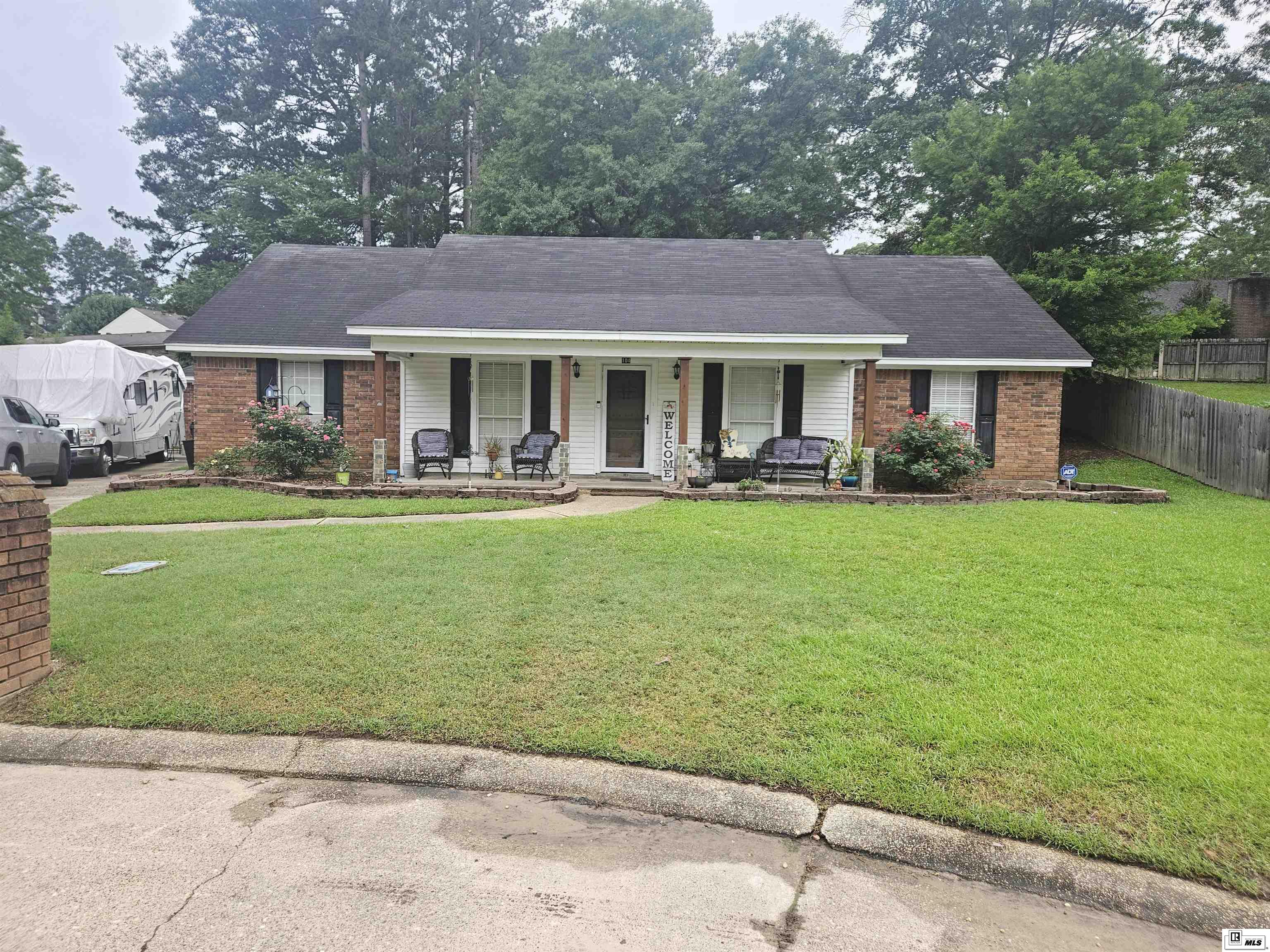 104 Comanche Circle