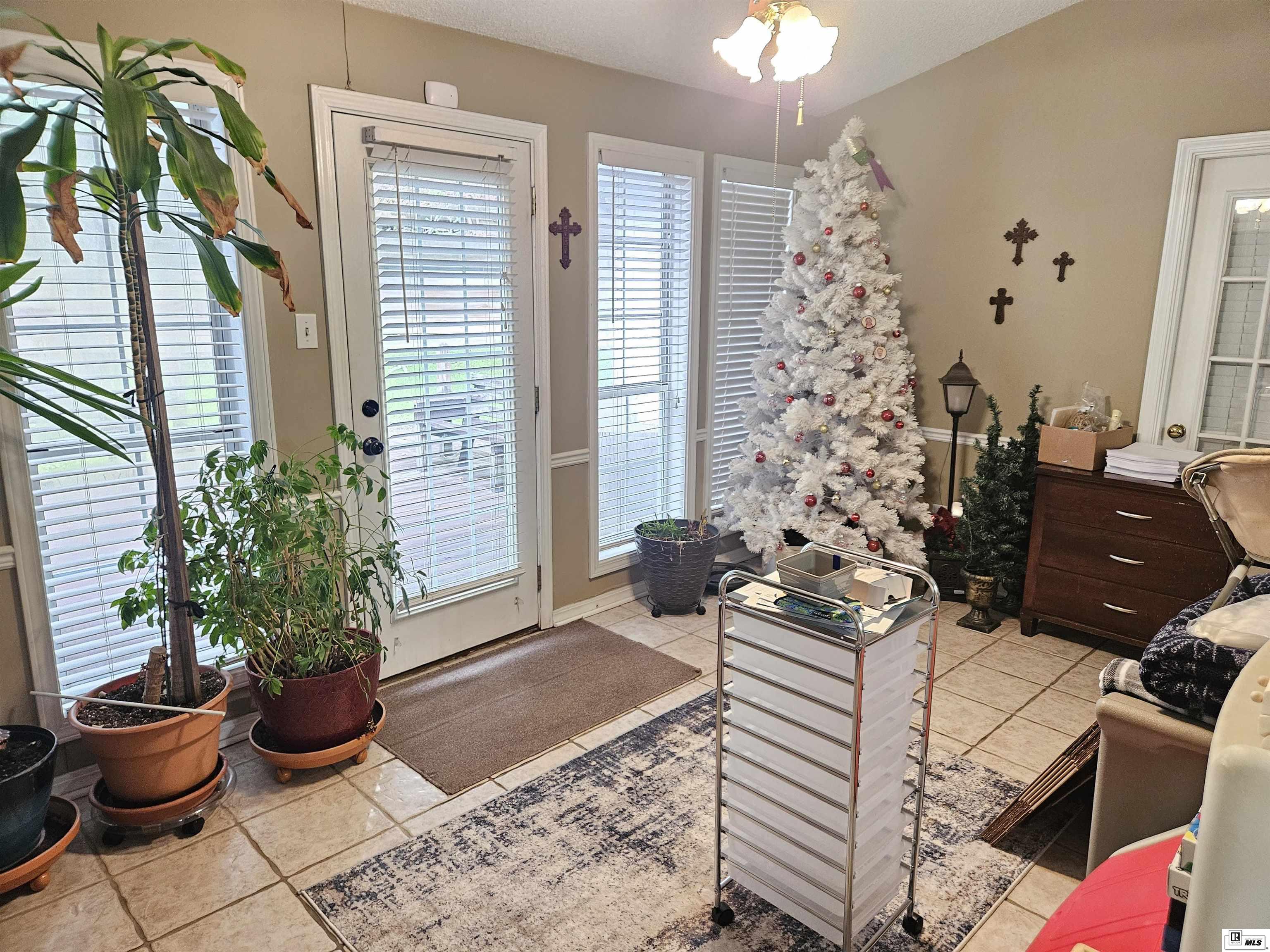 104 Comanche Circle