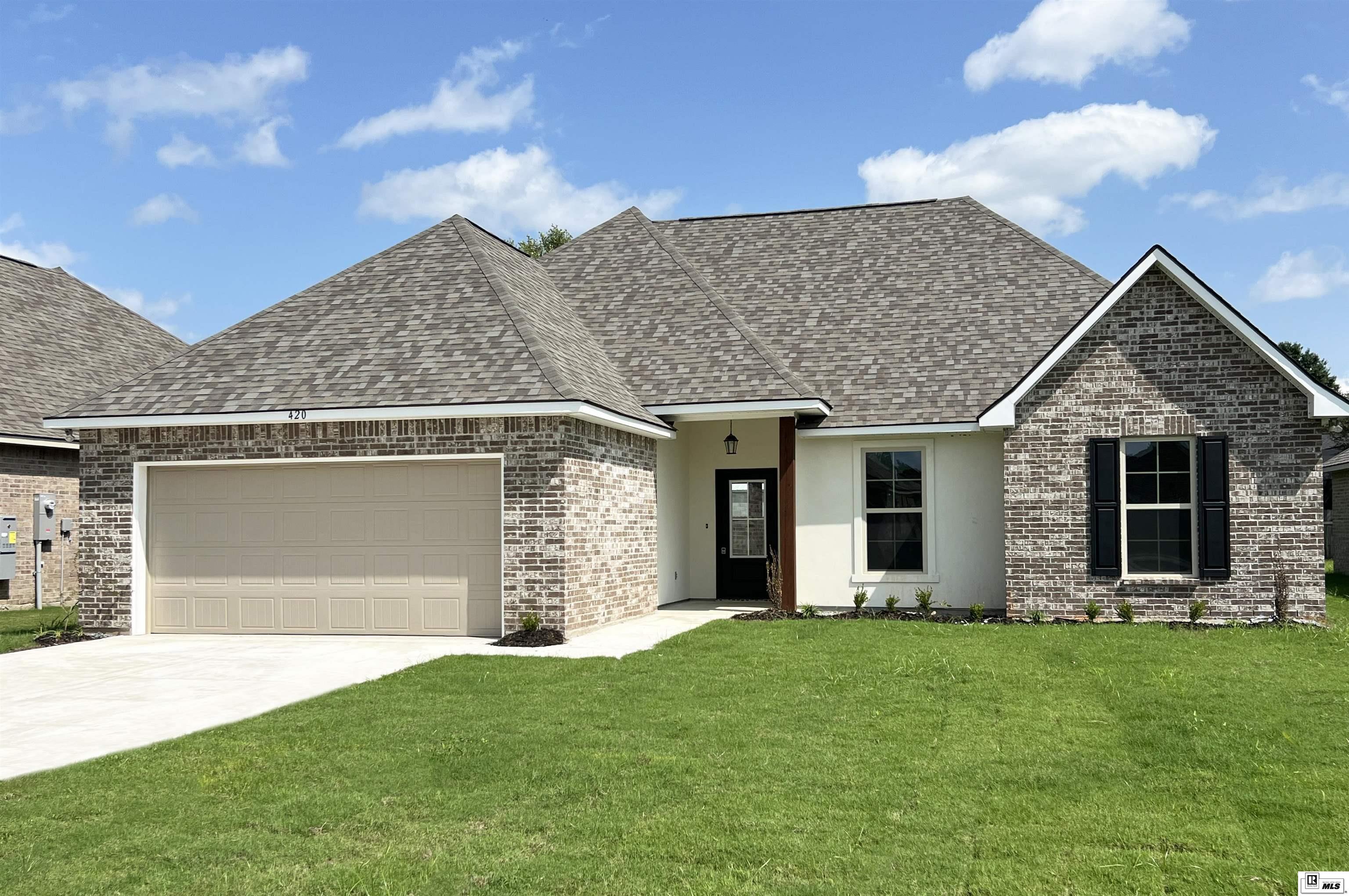 420 Magnolia Pointe Place