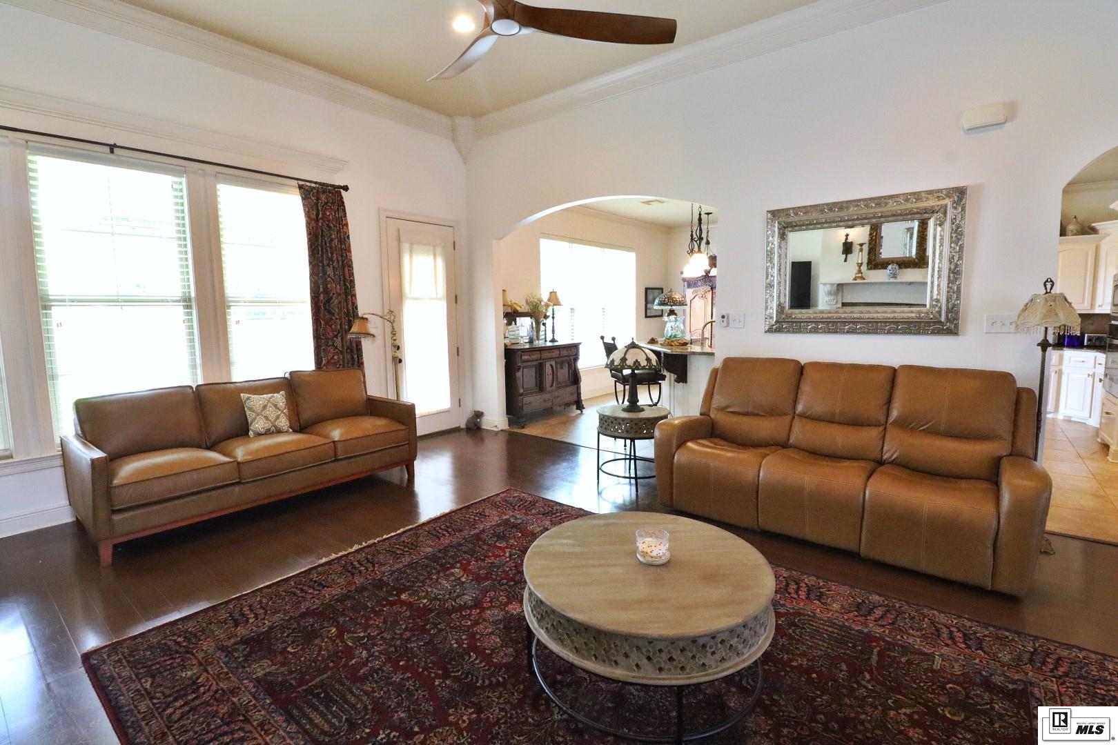 440 East Frenchman's Bend Road