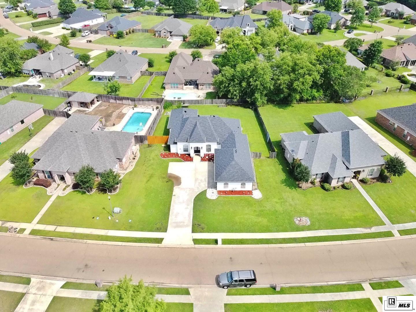 440 East Frenchman's Bend Road
