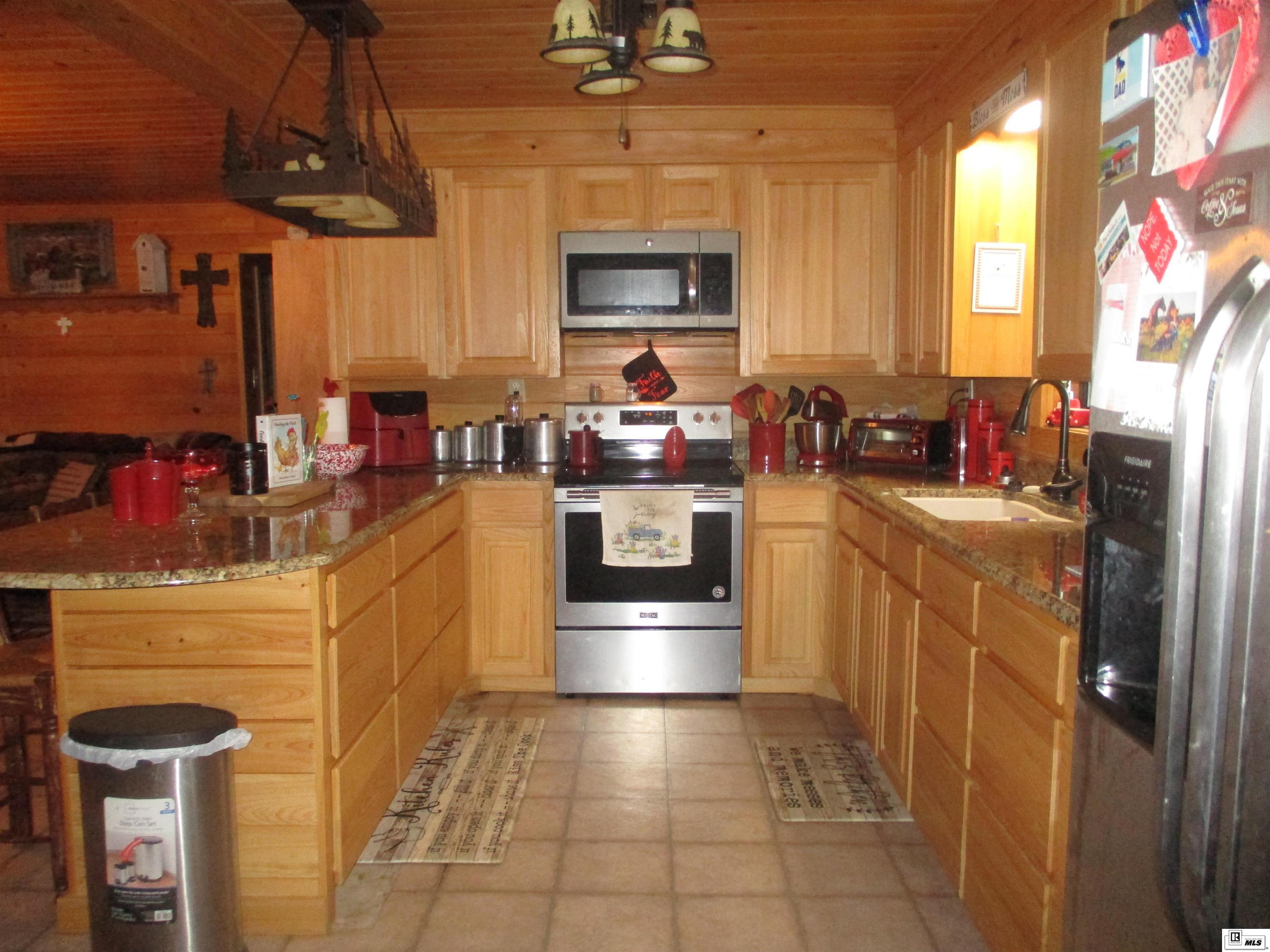 1010 Bear Lake Road