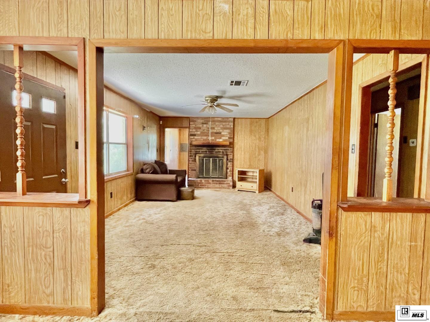 259 Old Highway 15