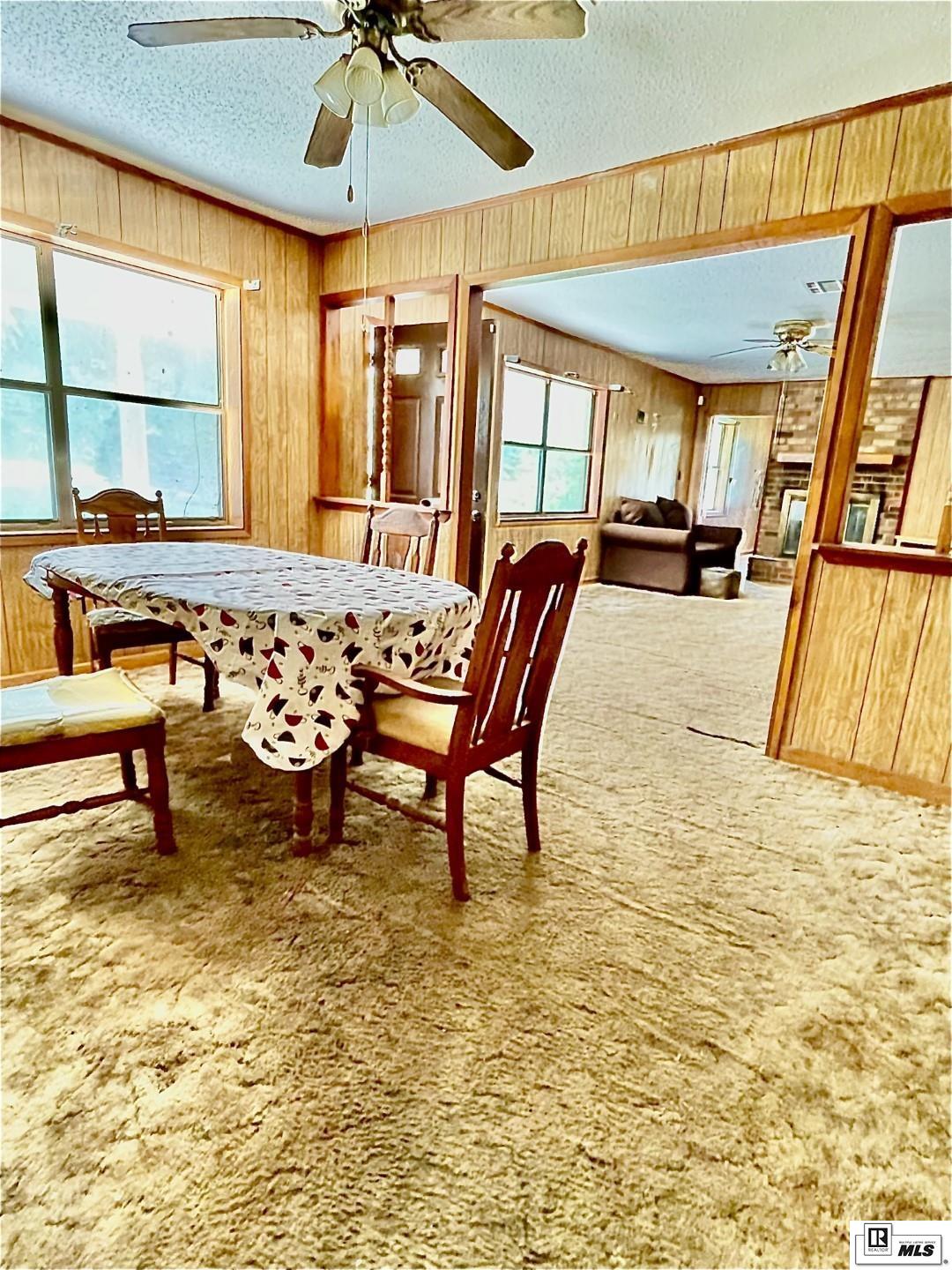 259 Old Highway 15
