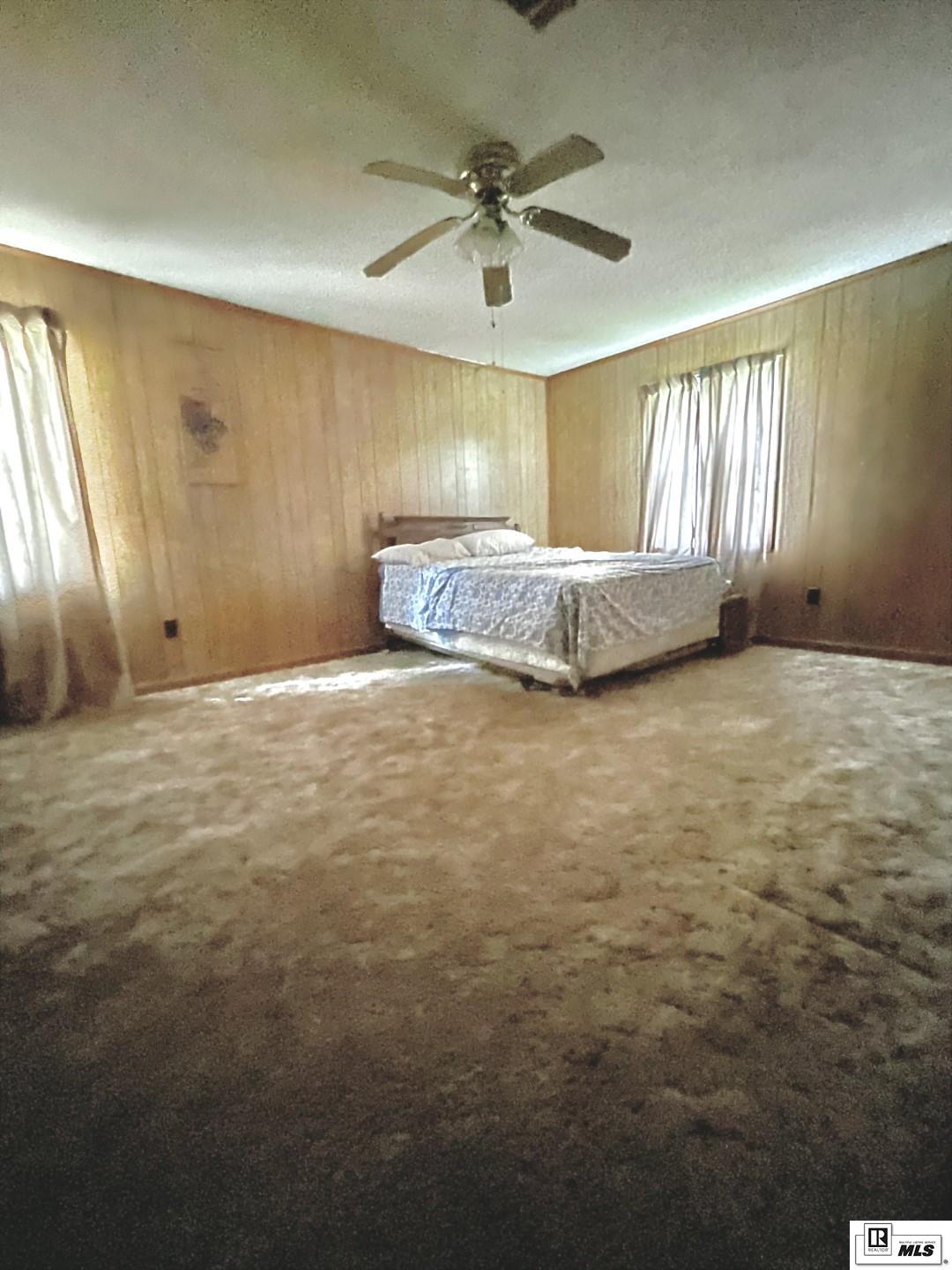 259 Old Highway 15