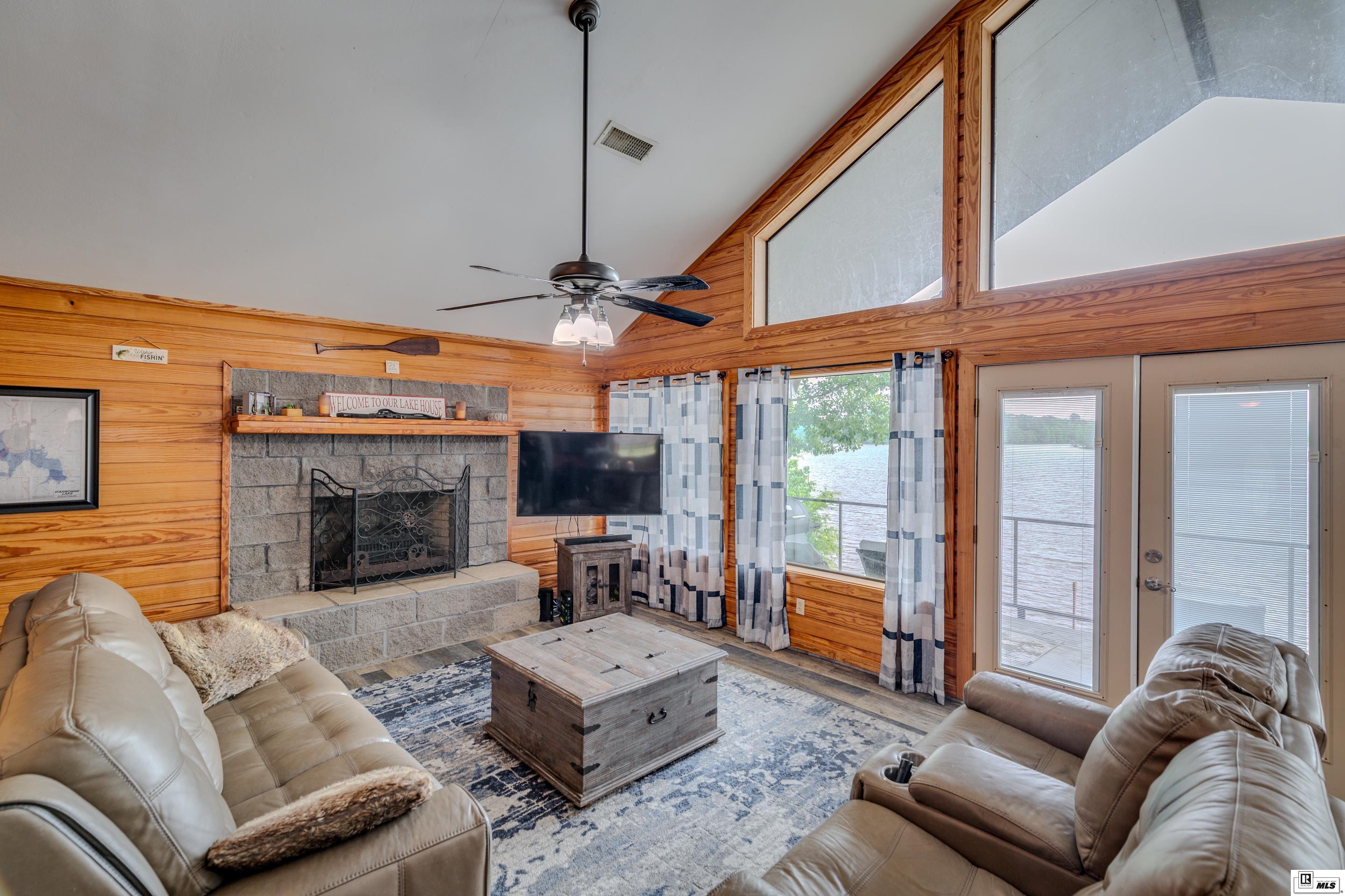 1184 Websters Bluff Road