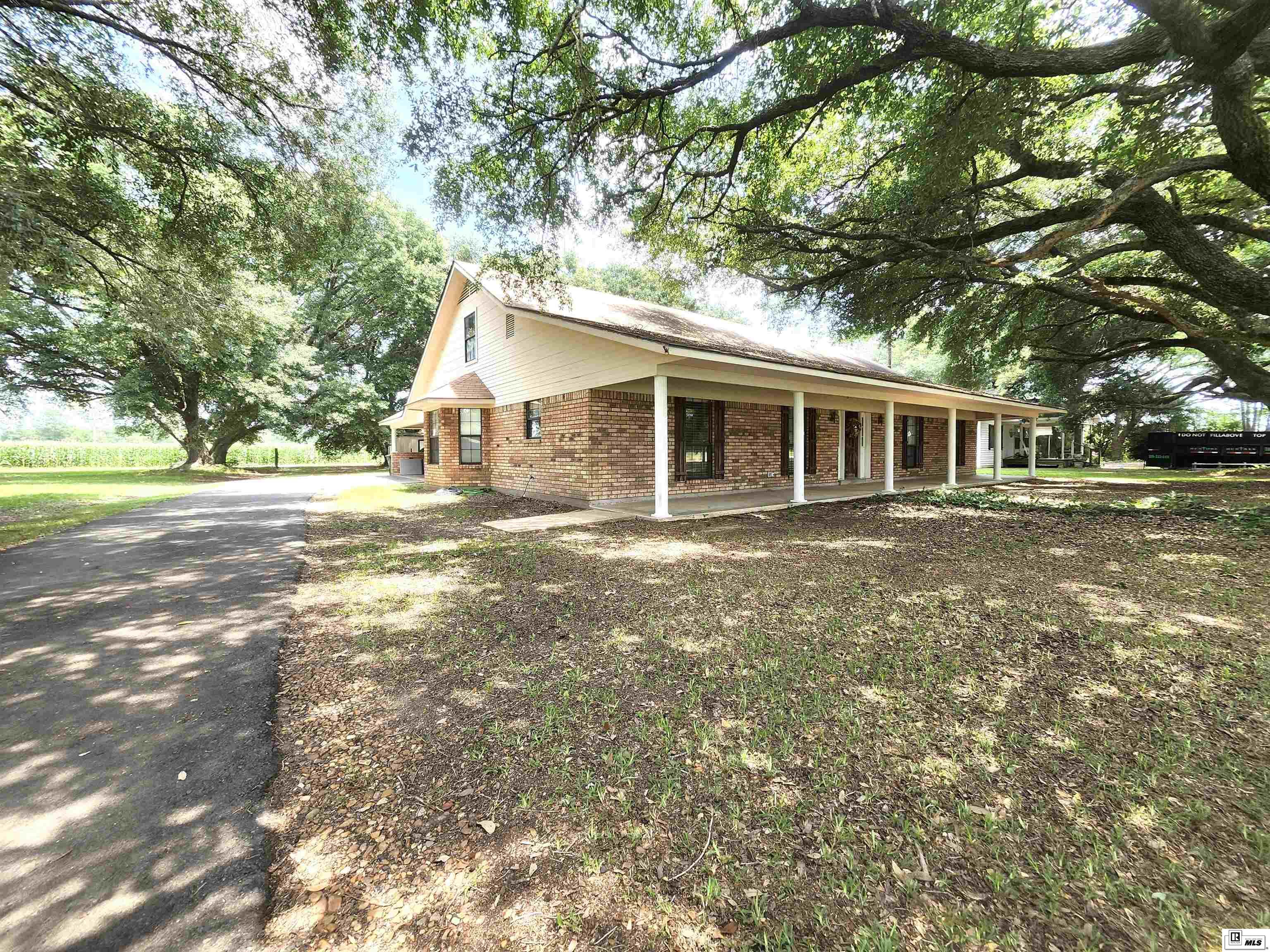 725 Highway 3210
