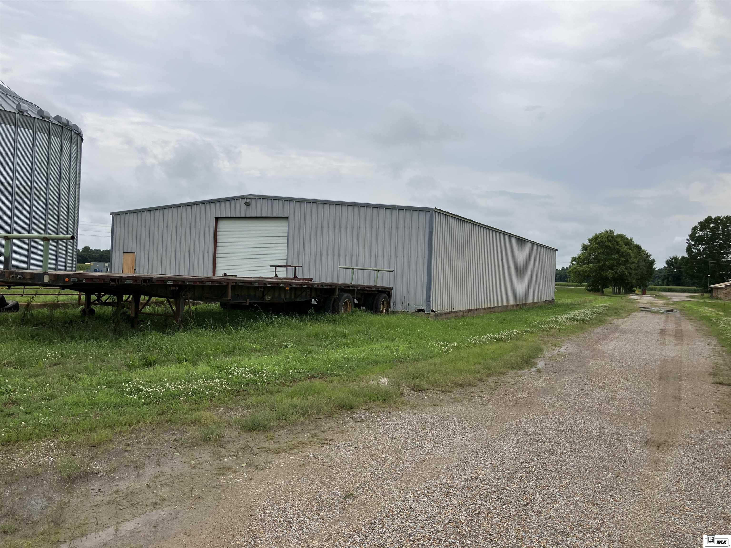 3234 Highway 17