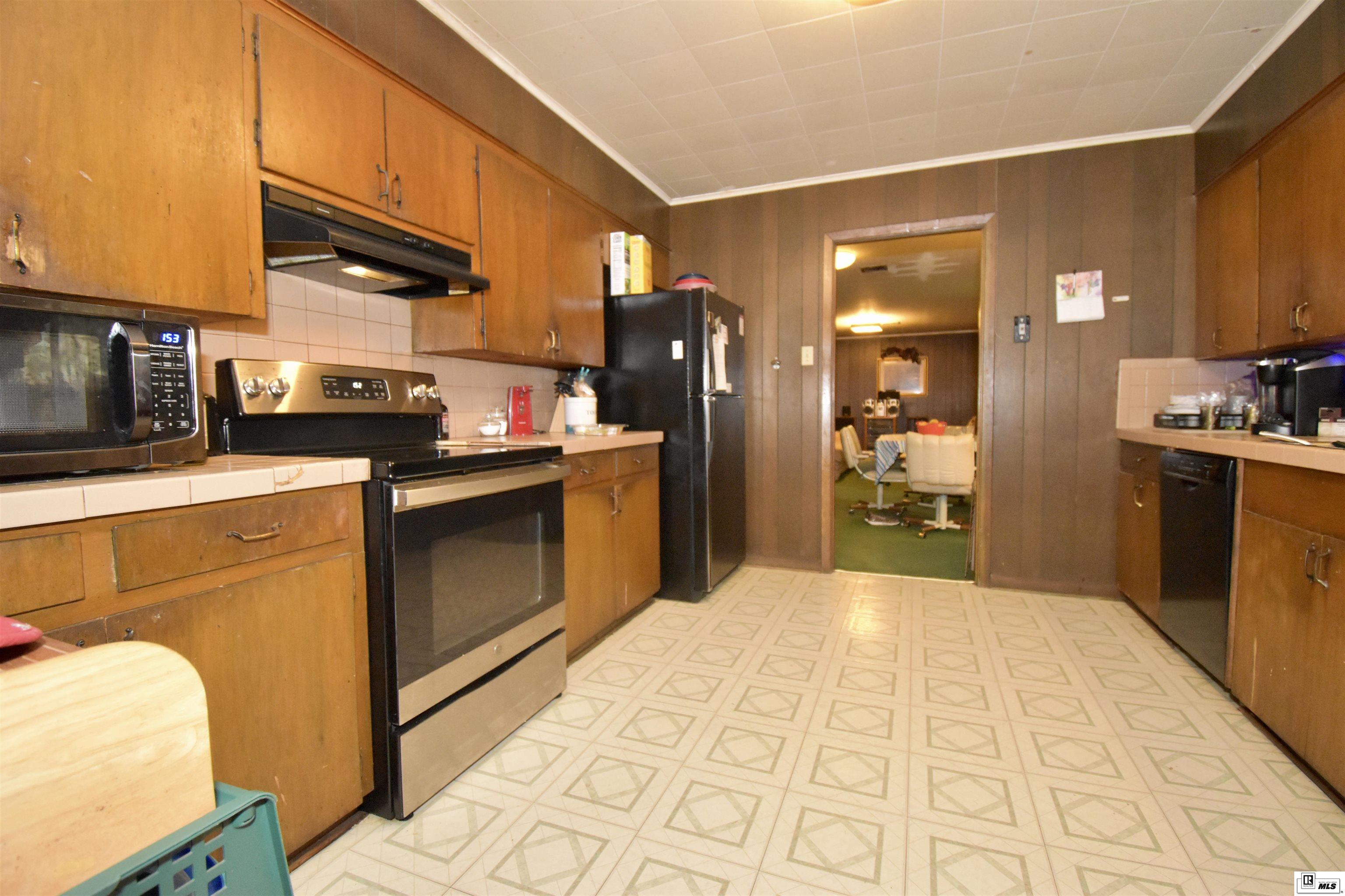 1082 Highway 507