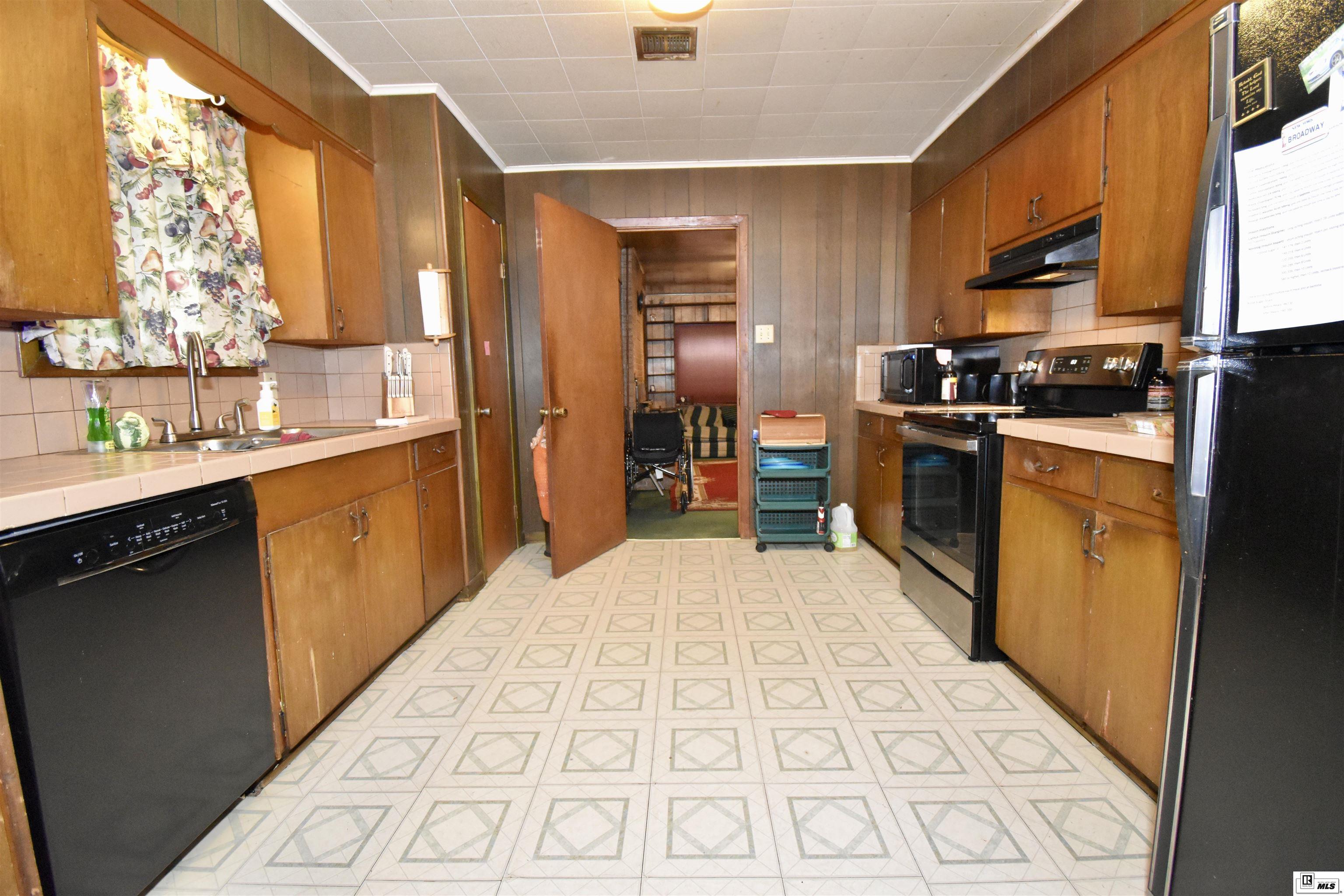 1082 Highway 507