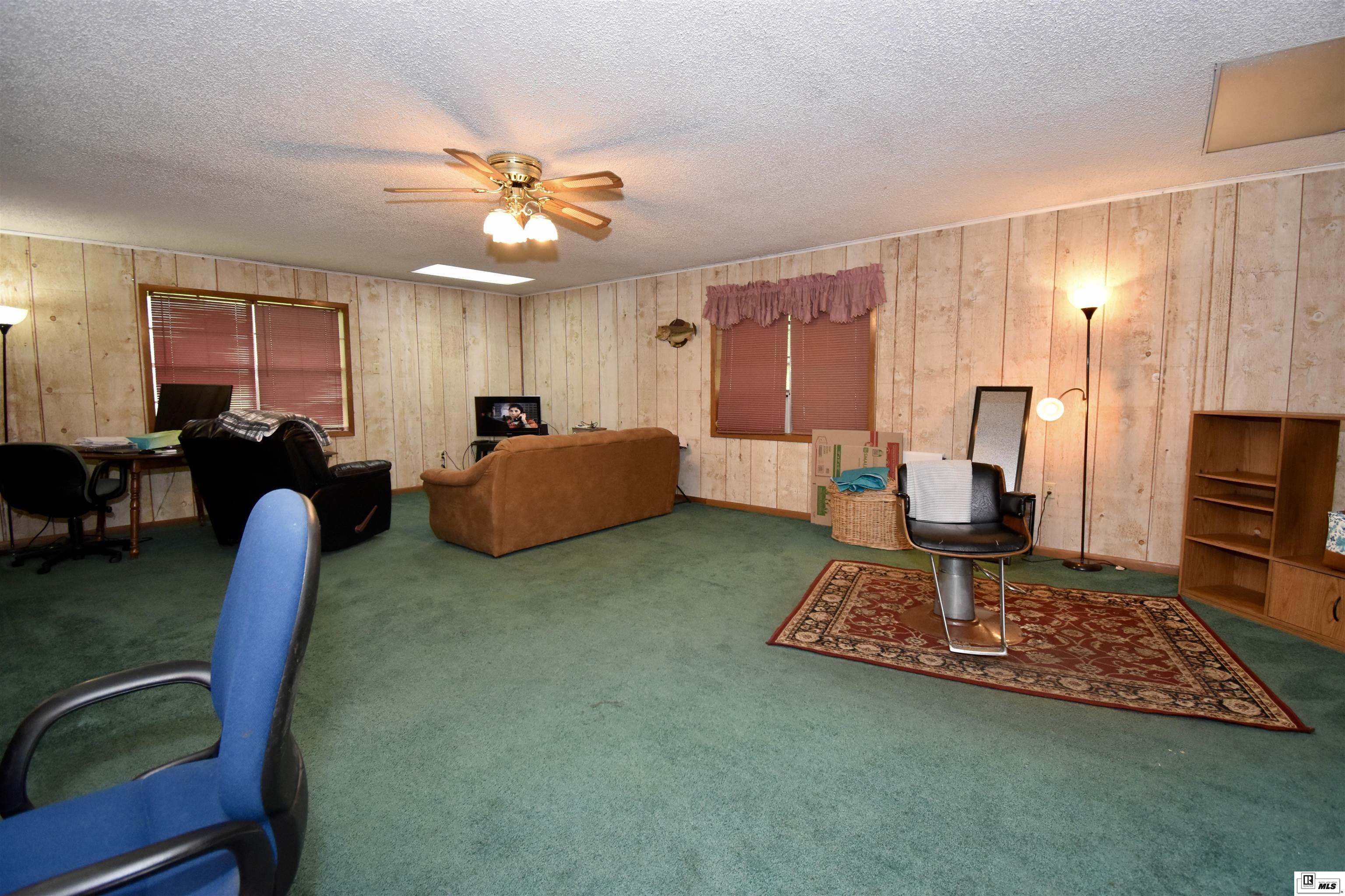 1082 Highway 507