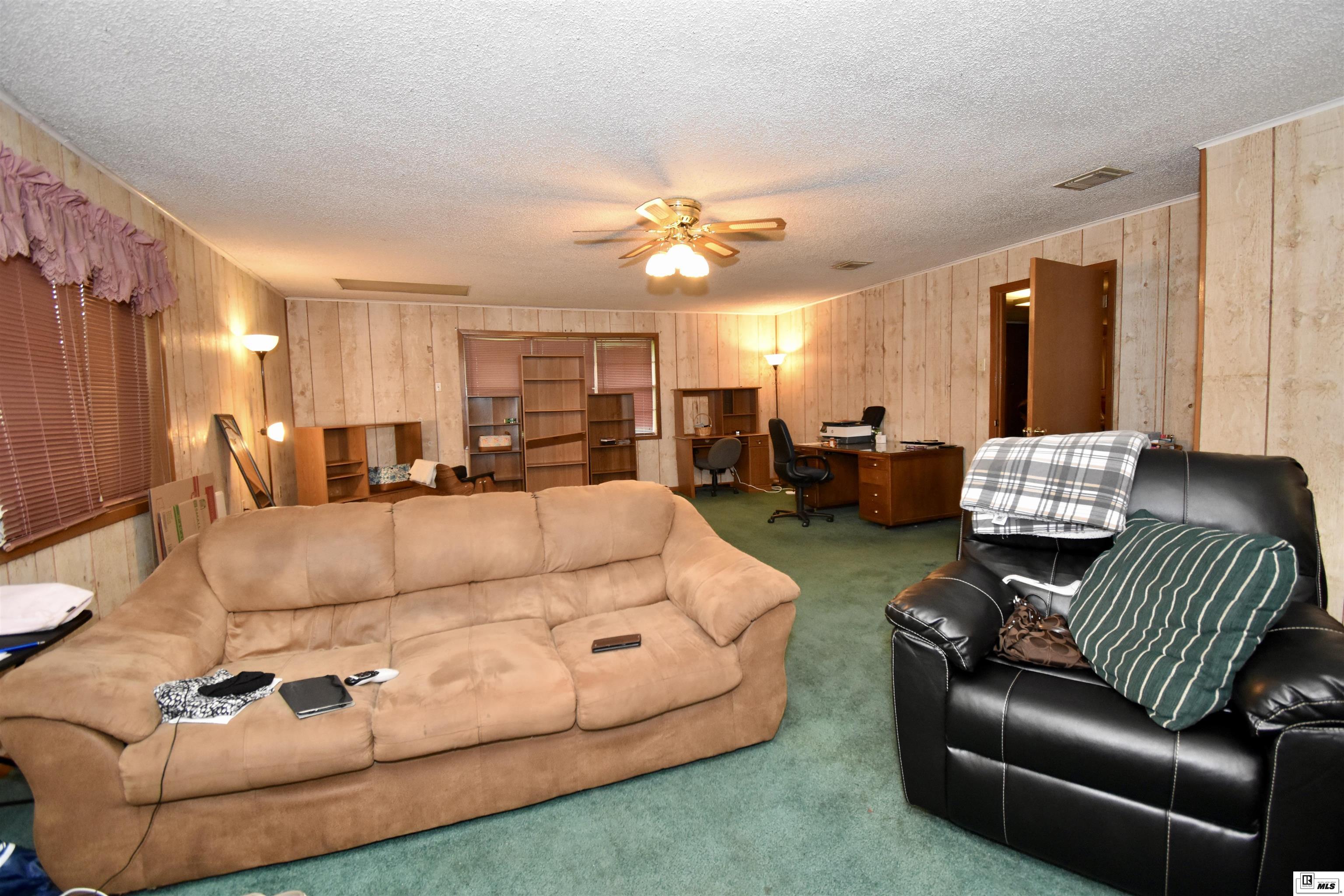 1082 Highway 507