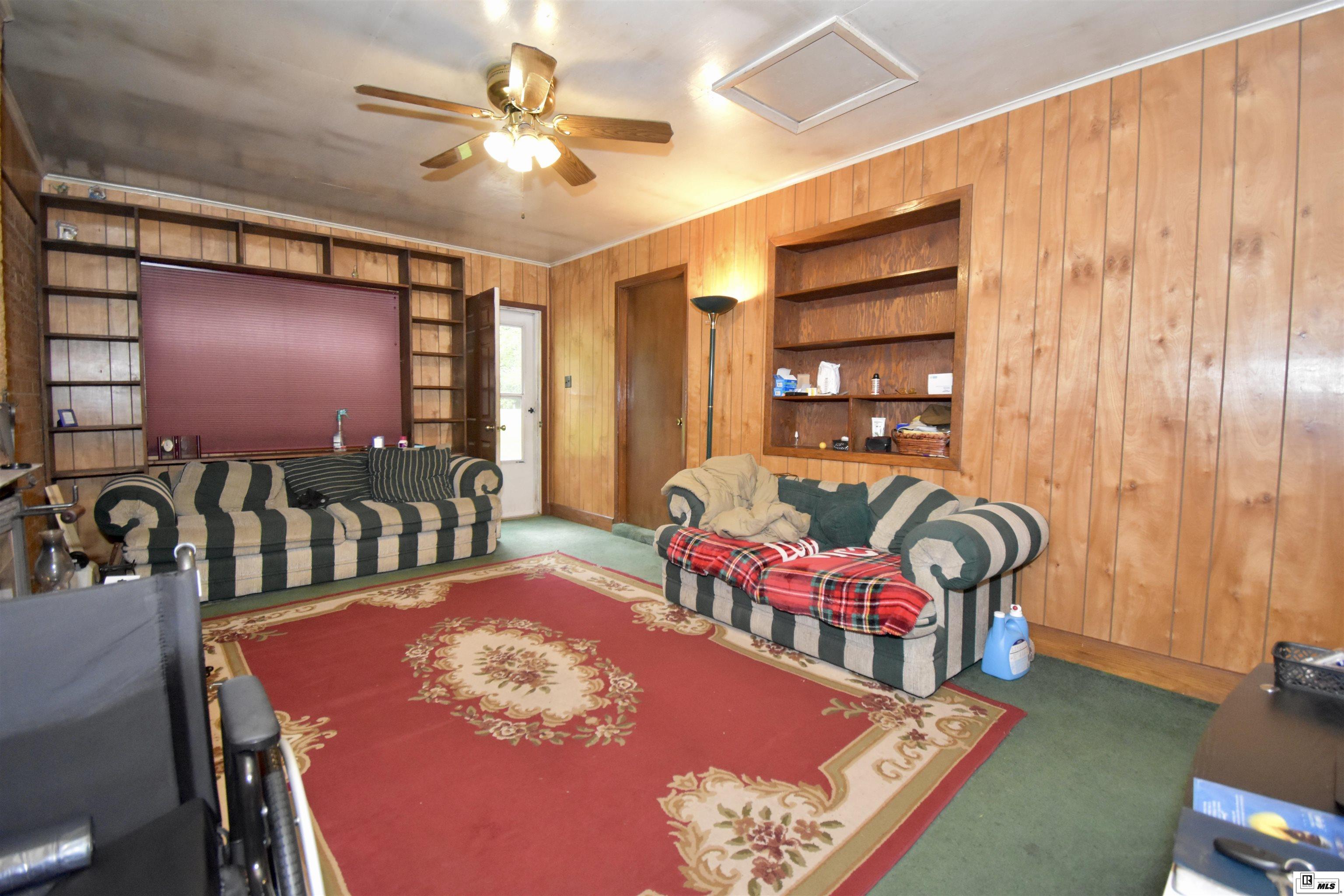 1082 Highway 507