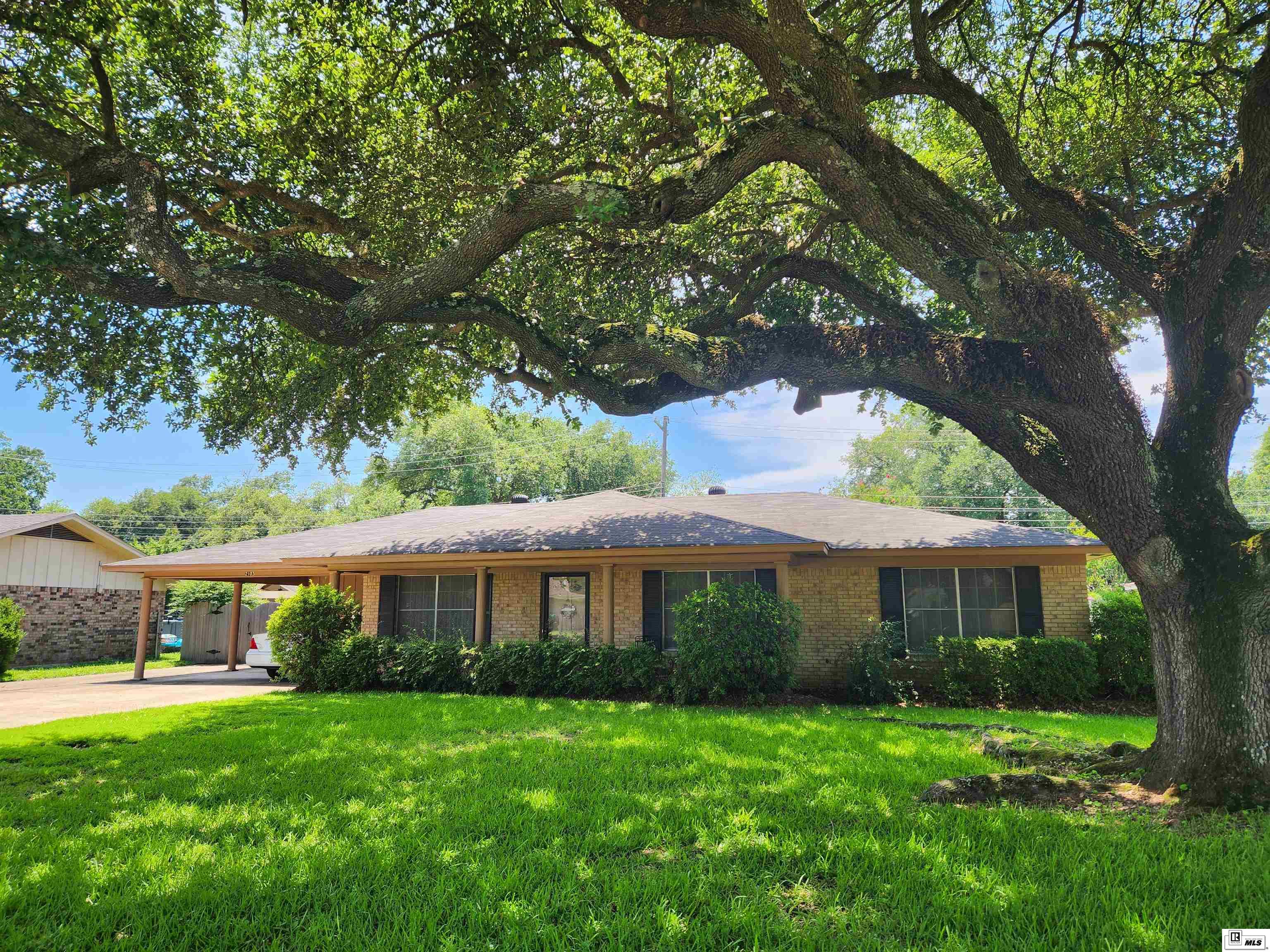 2103 Edgewood Drive