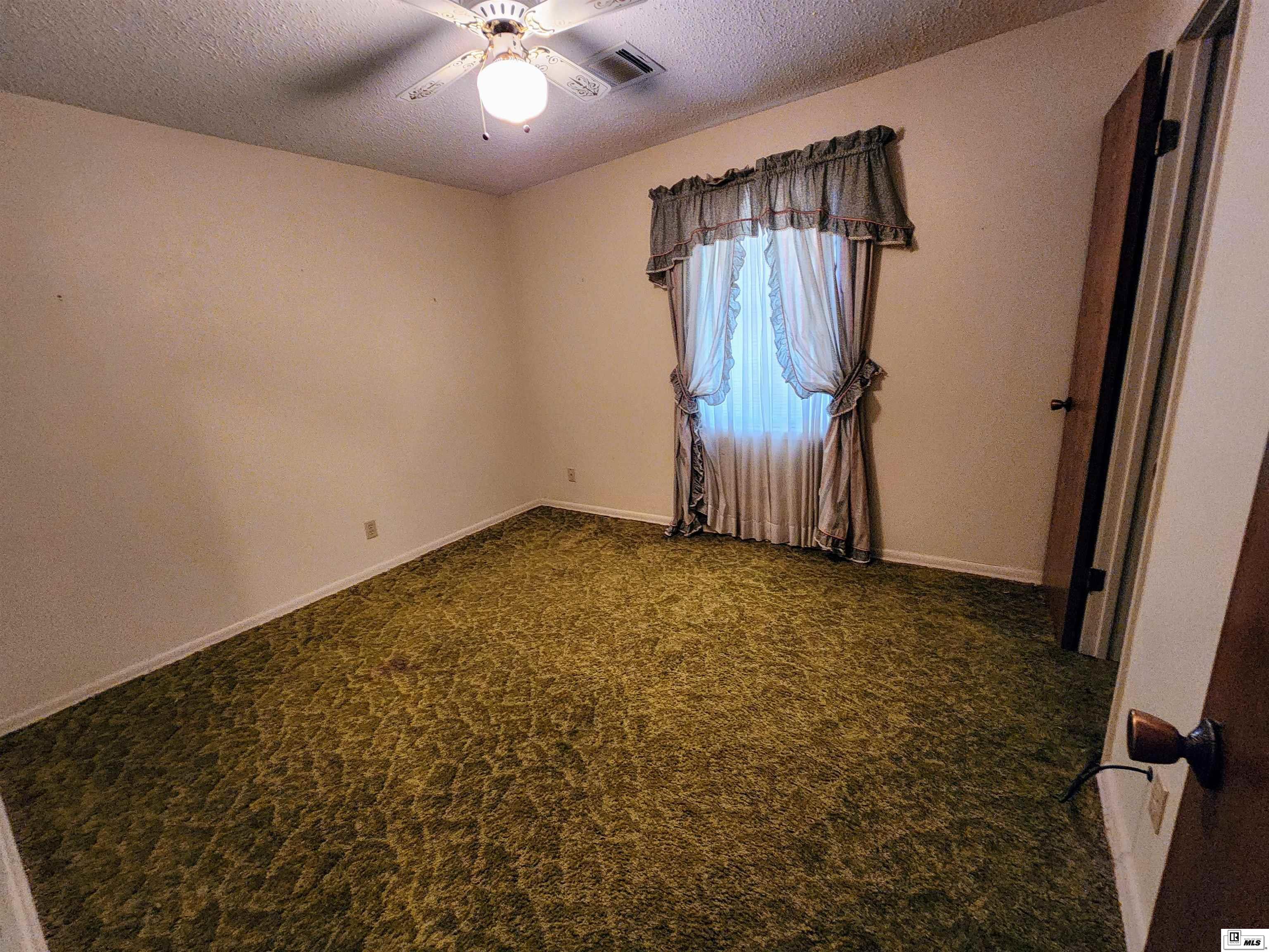 2103 Edgewood Drive