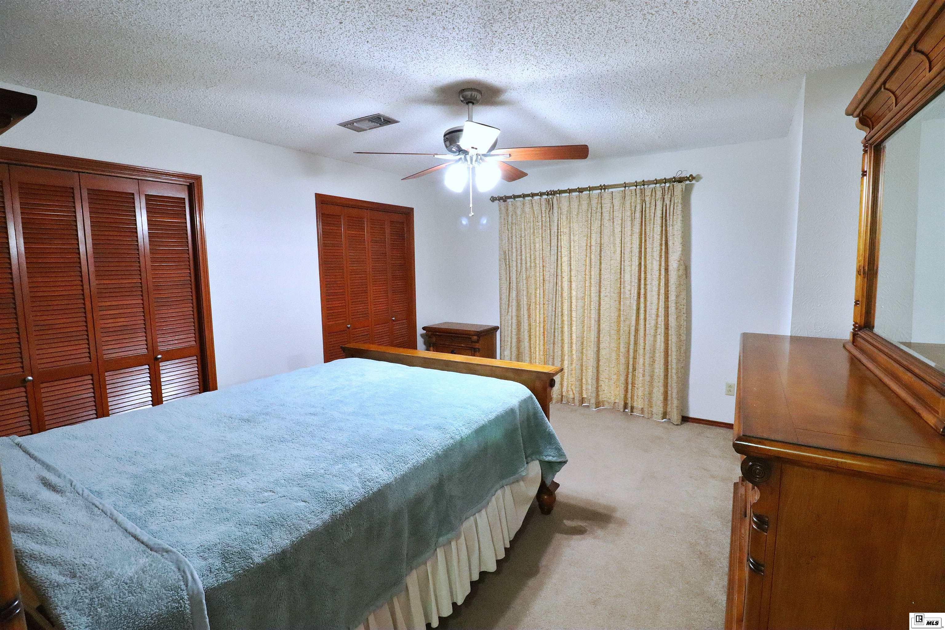 6411 Diamond Head Drive