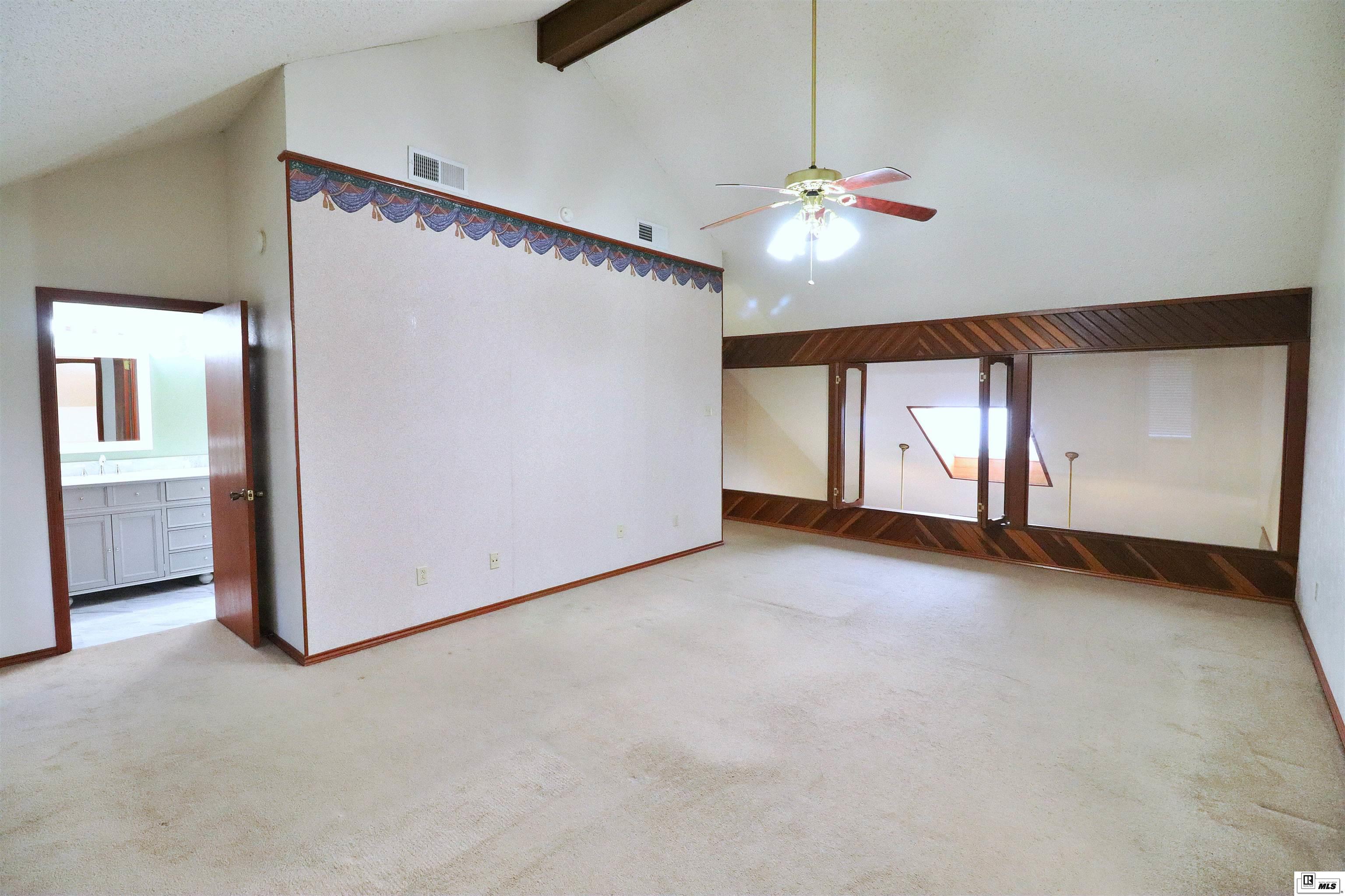 6411 Diamond Head Drive