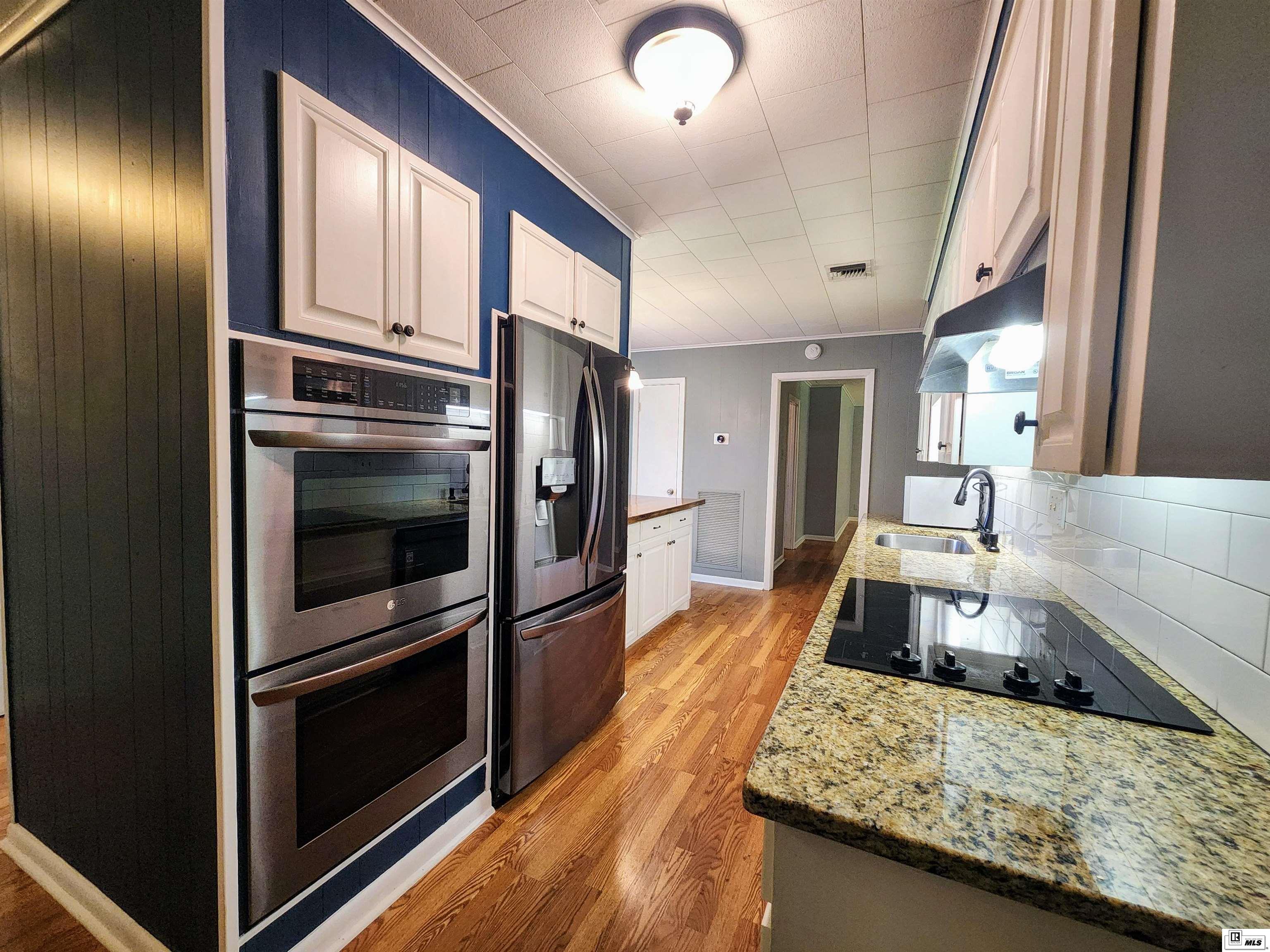 3602 Vondell Circle
