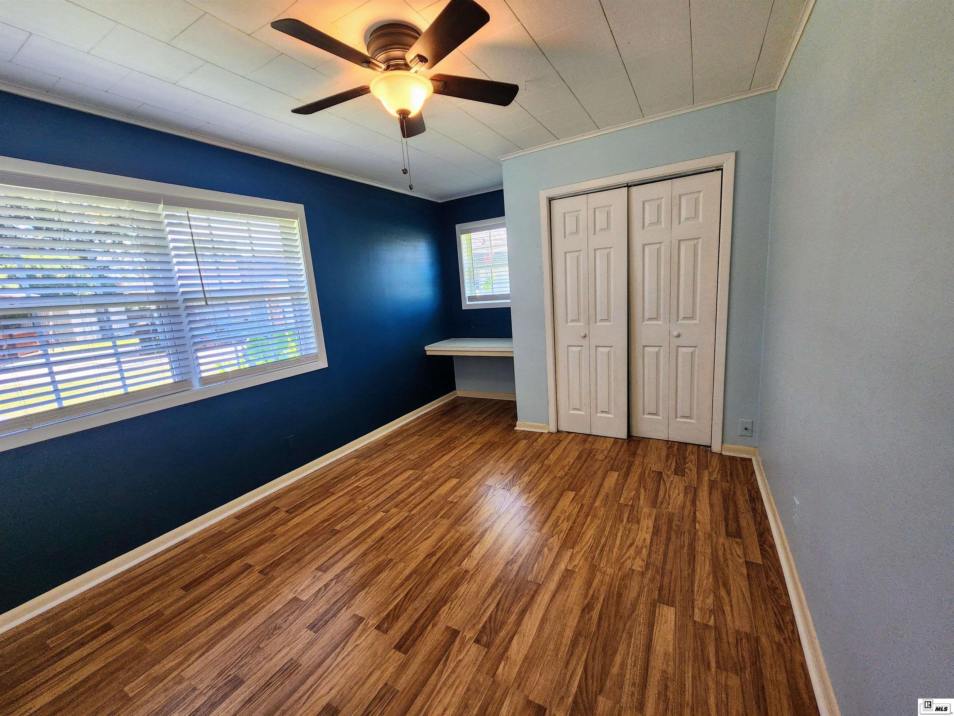 3602 Vondell Circle