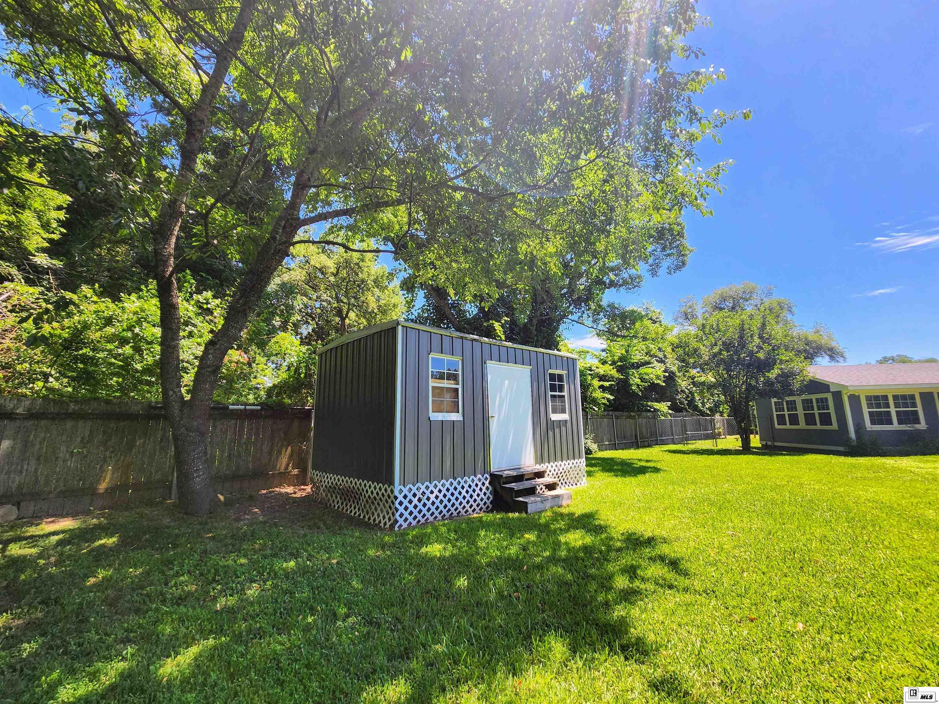 3602 Vondell Circle