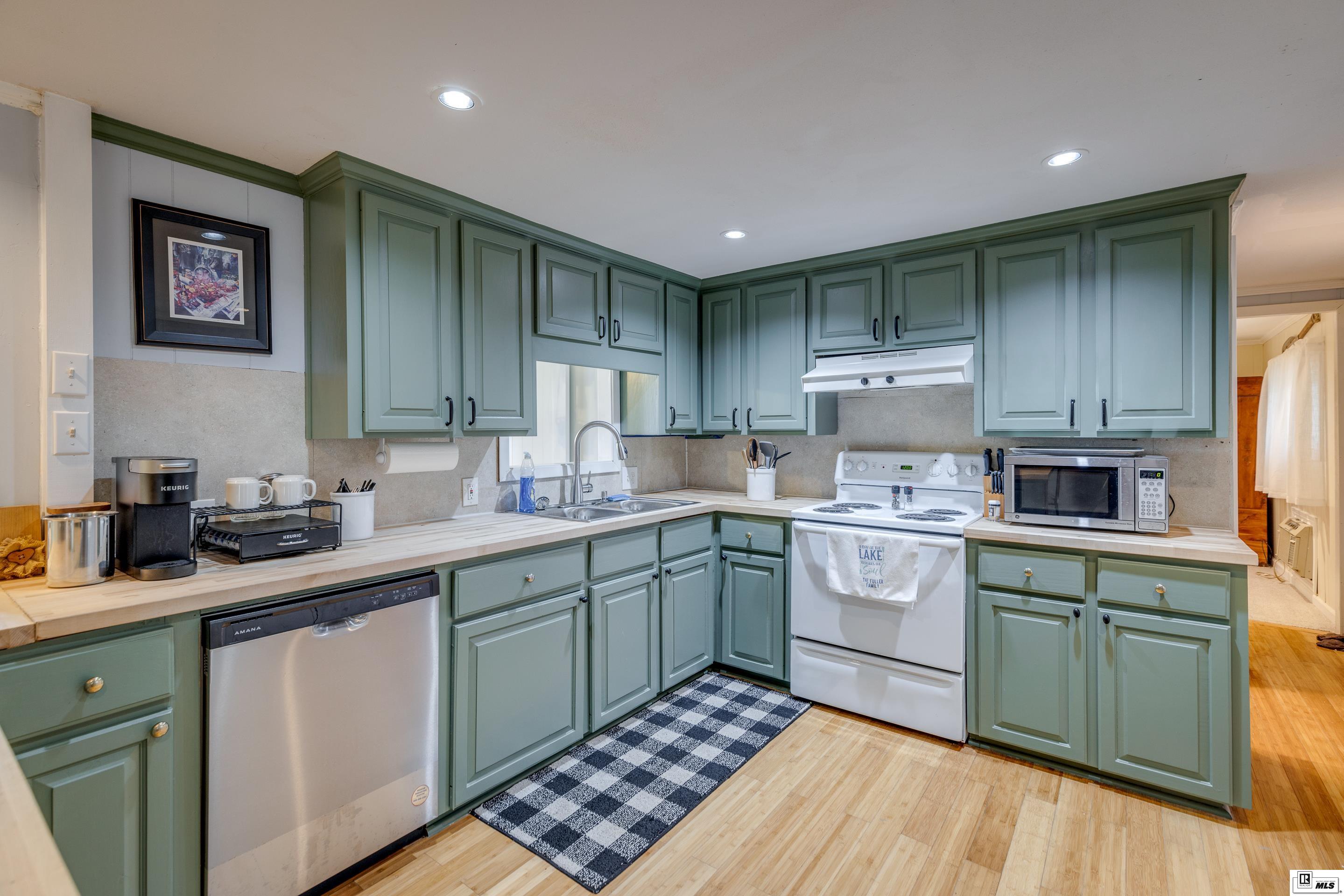 674 Sandfield Road