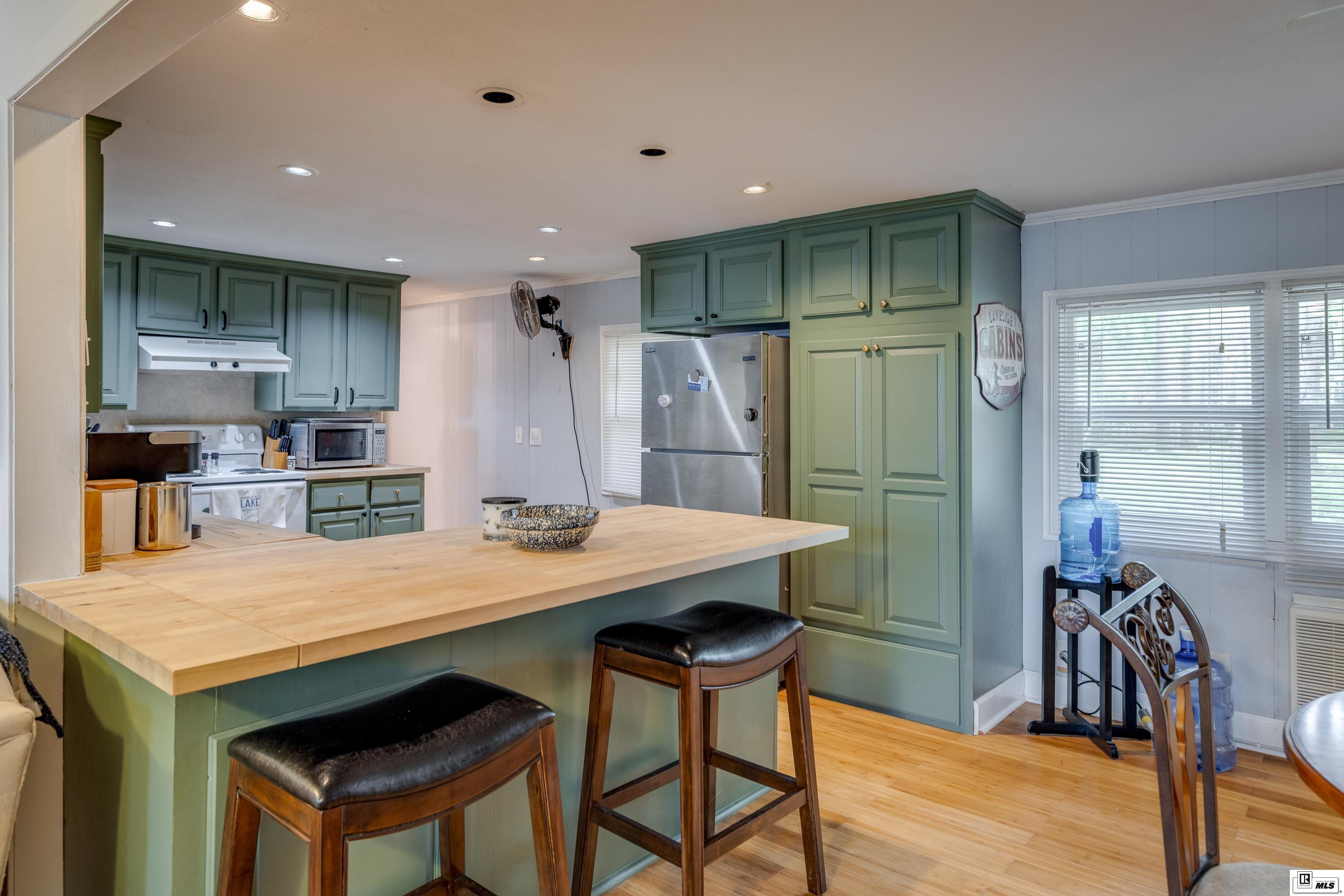 674 Sandfield Road