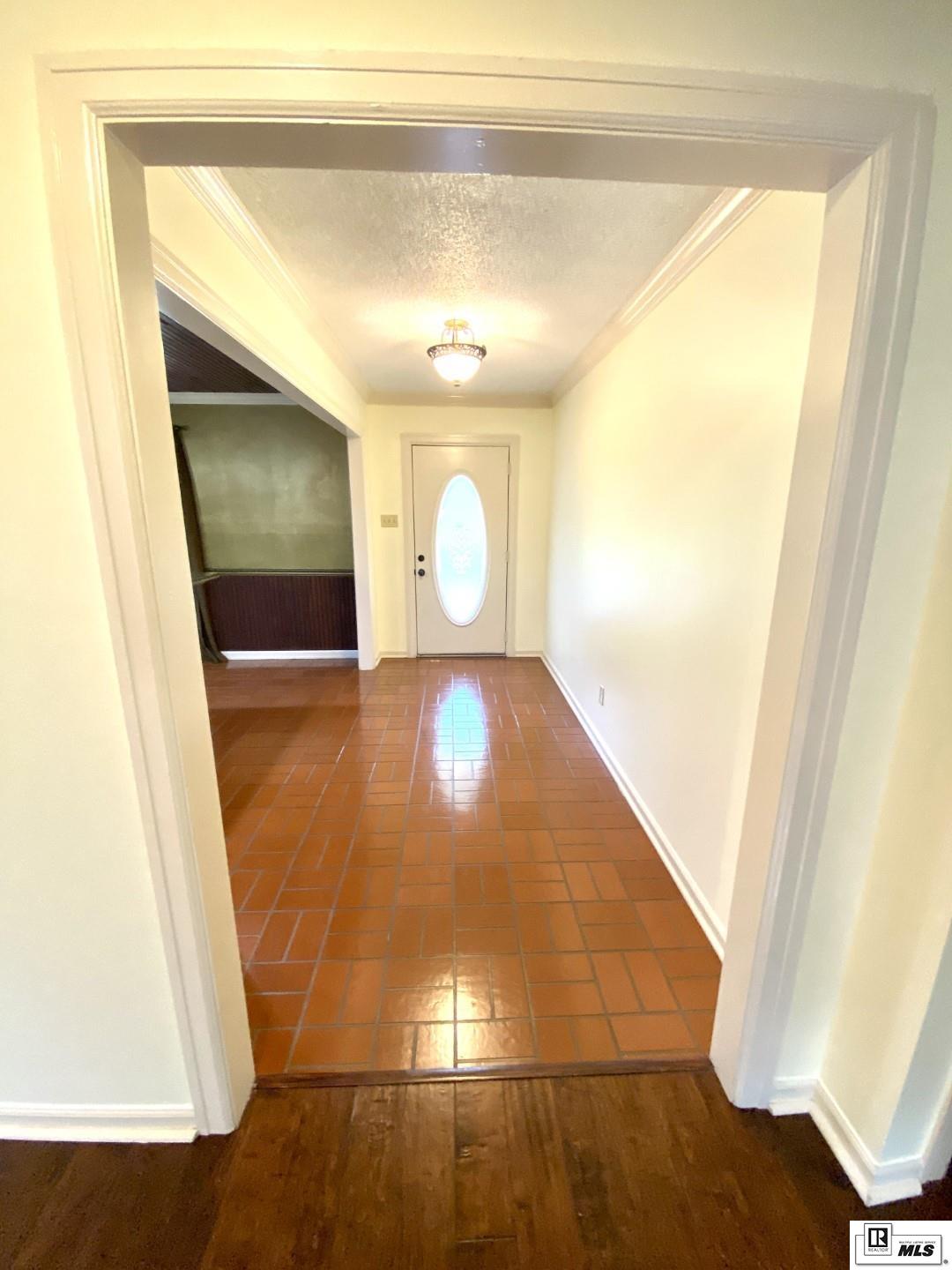 617 Cheniere Drew Road