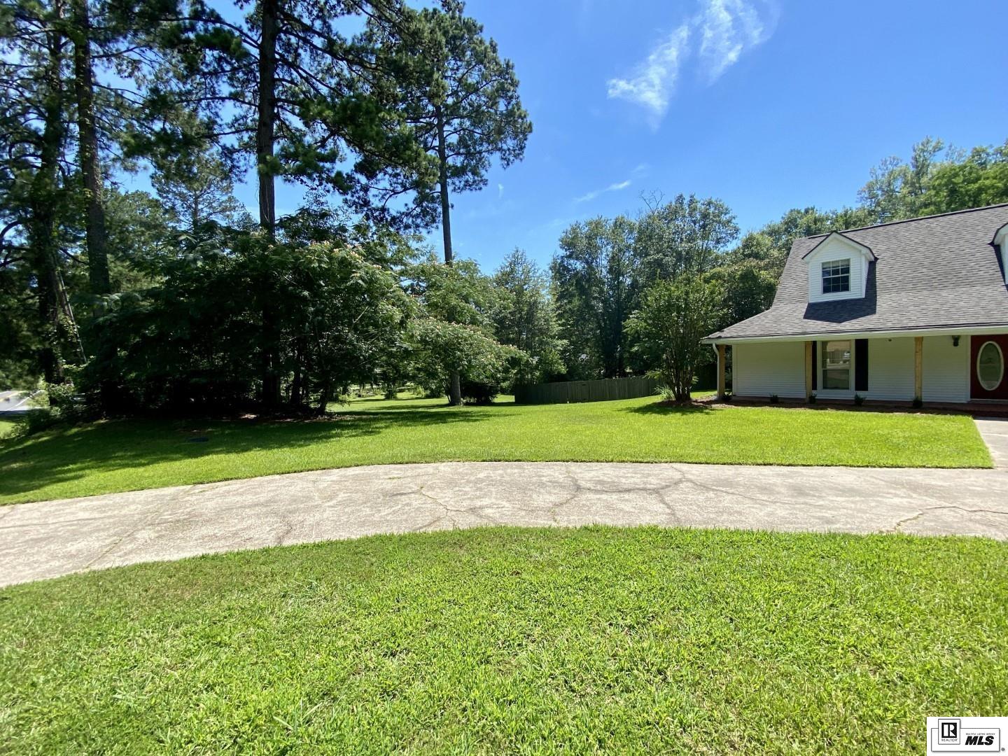 617 Cheniere Drew Road