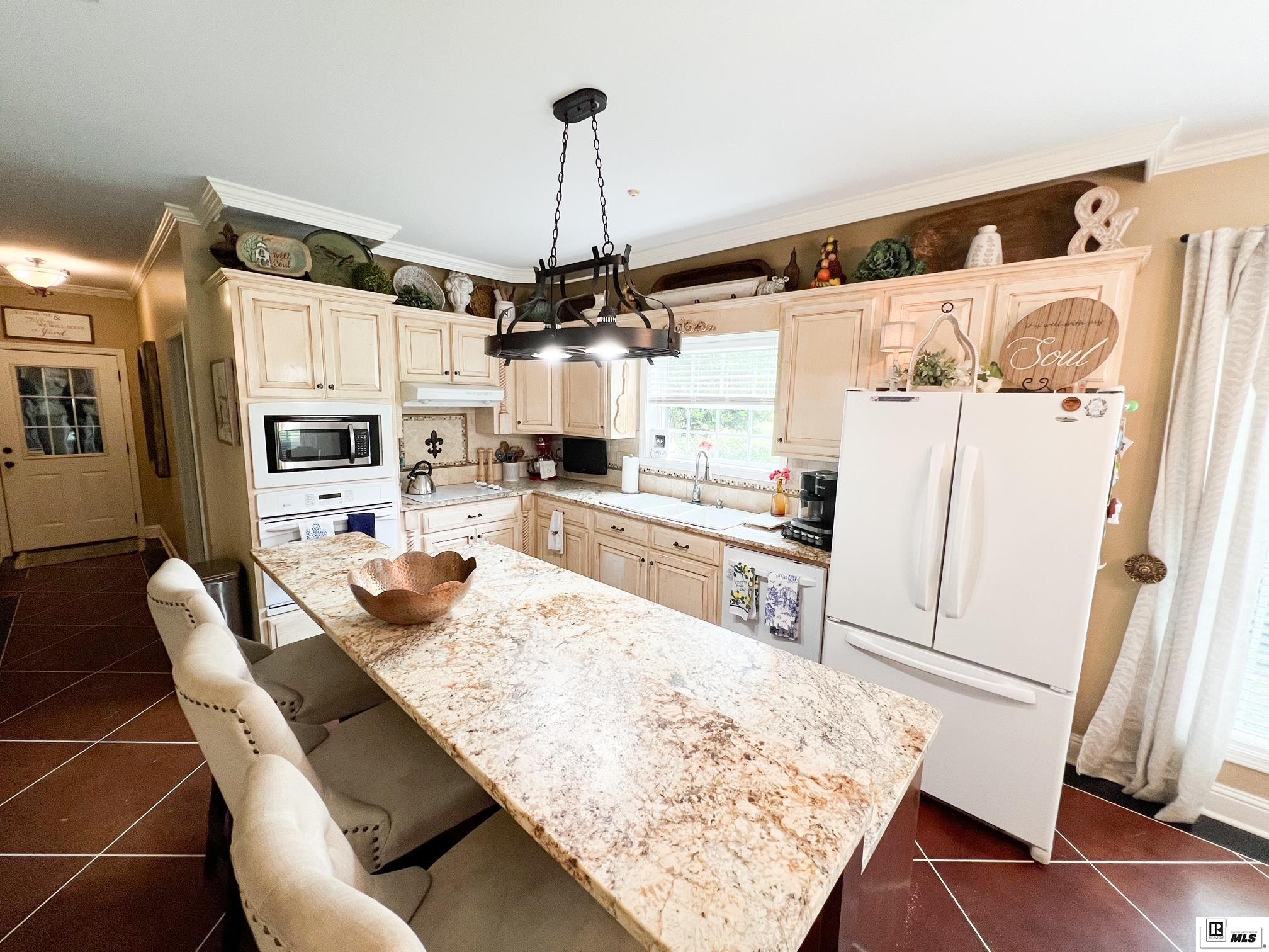 153 Oakhaven Drive