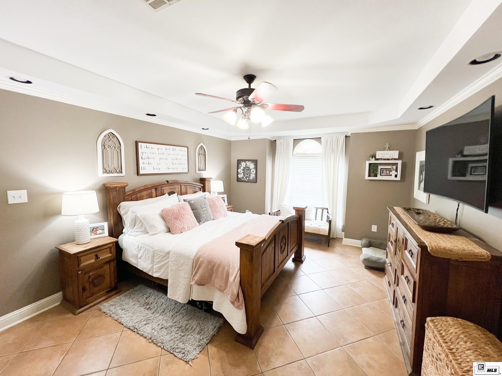 153 Oakhaven Drive