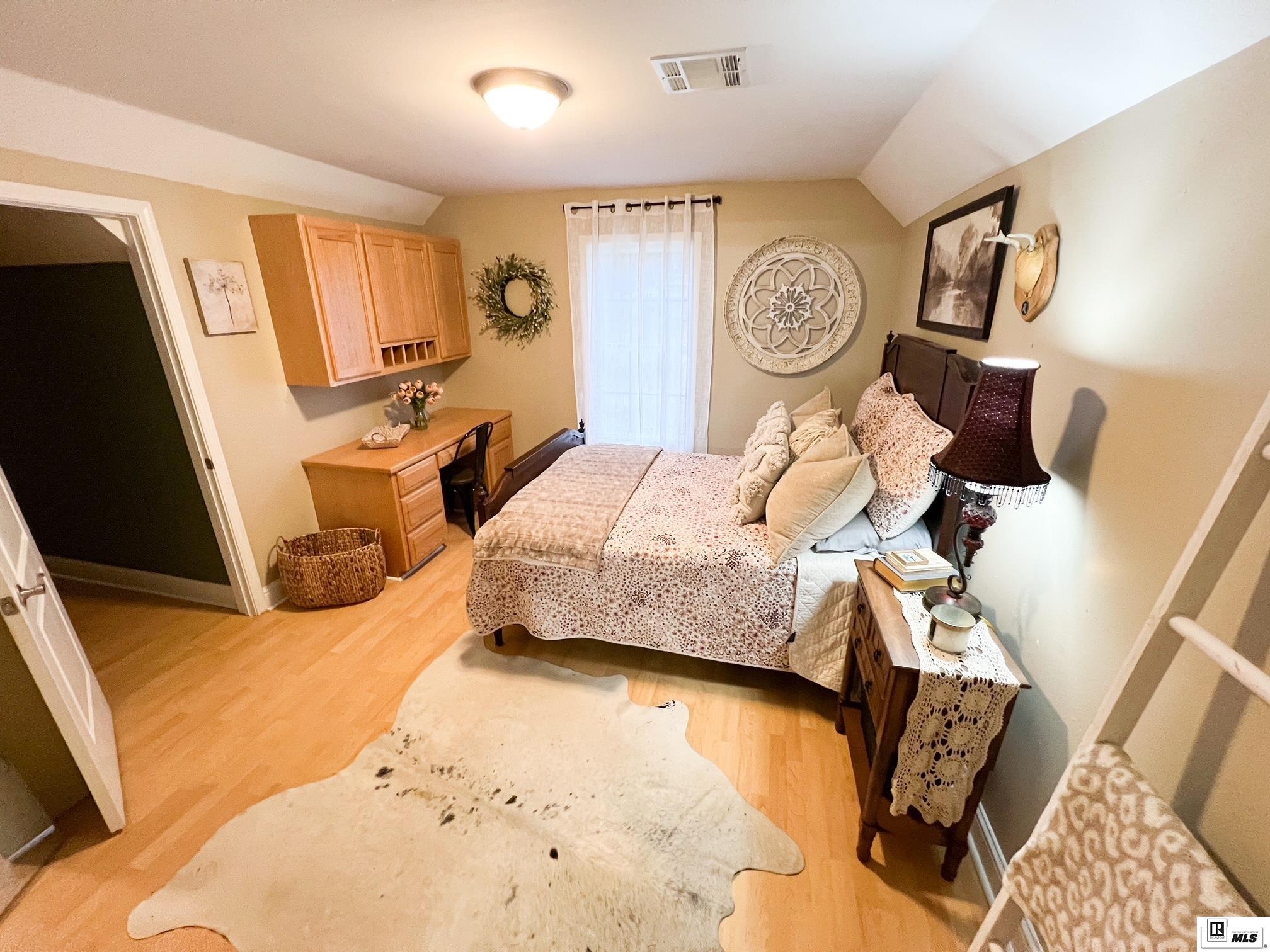 153 Oakhaven Drive