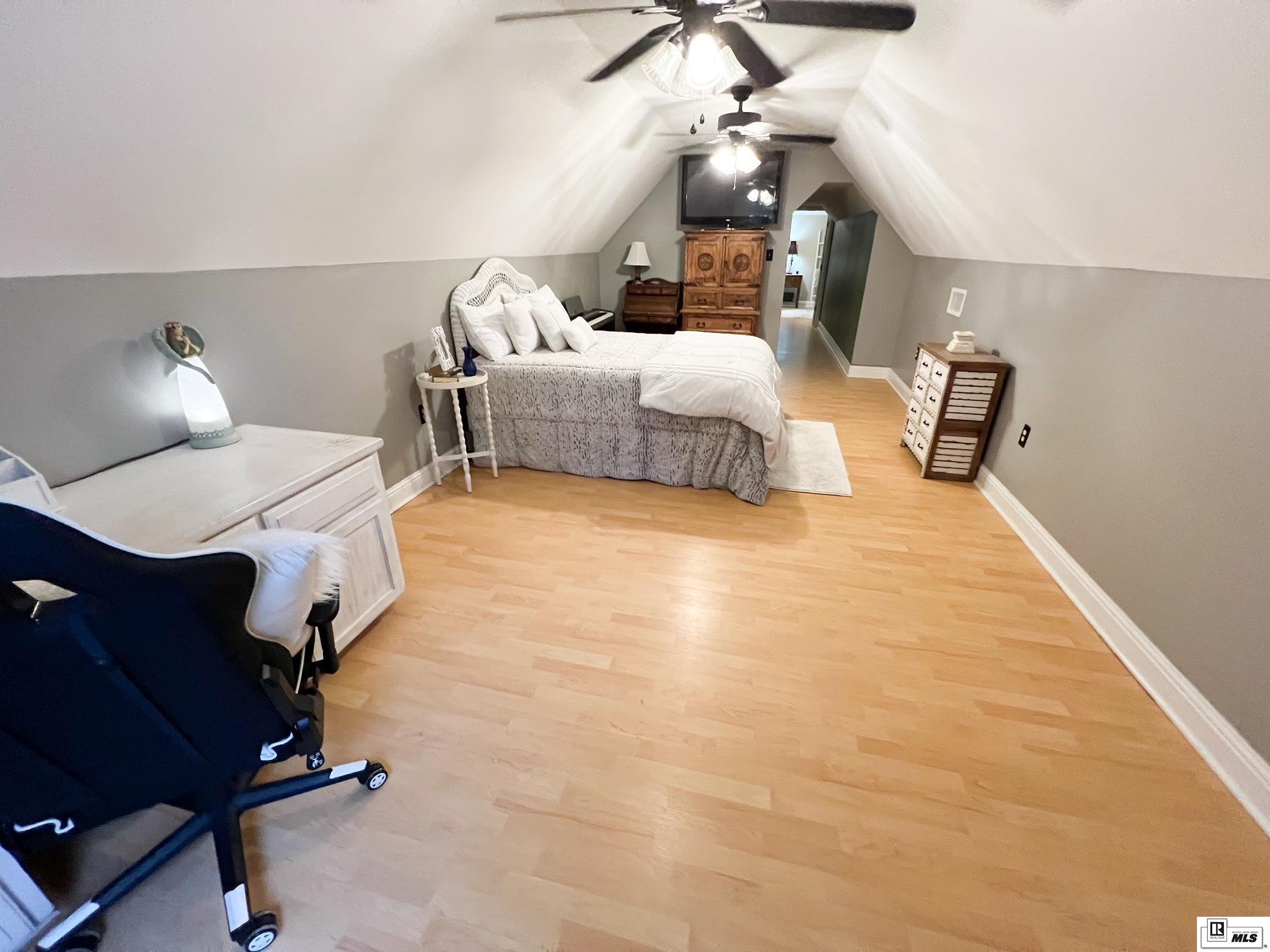 153 Oakhaven Drive