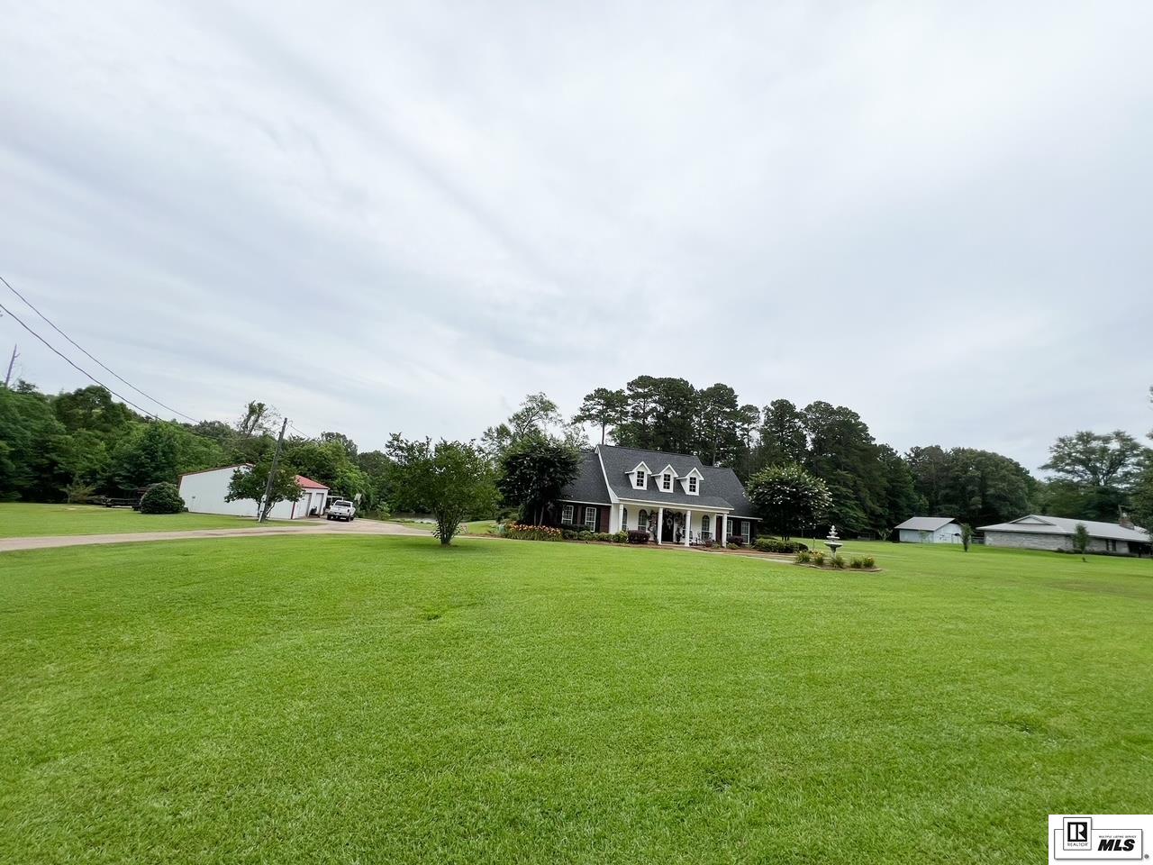 153 Oakhaven Drive