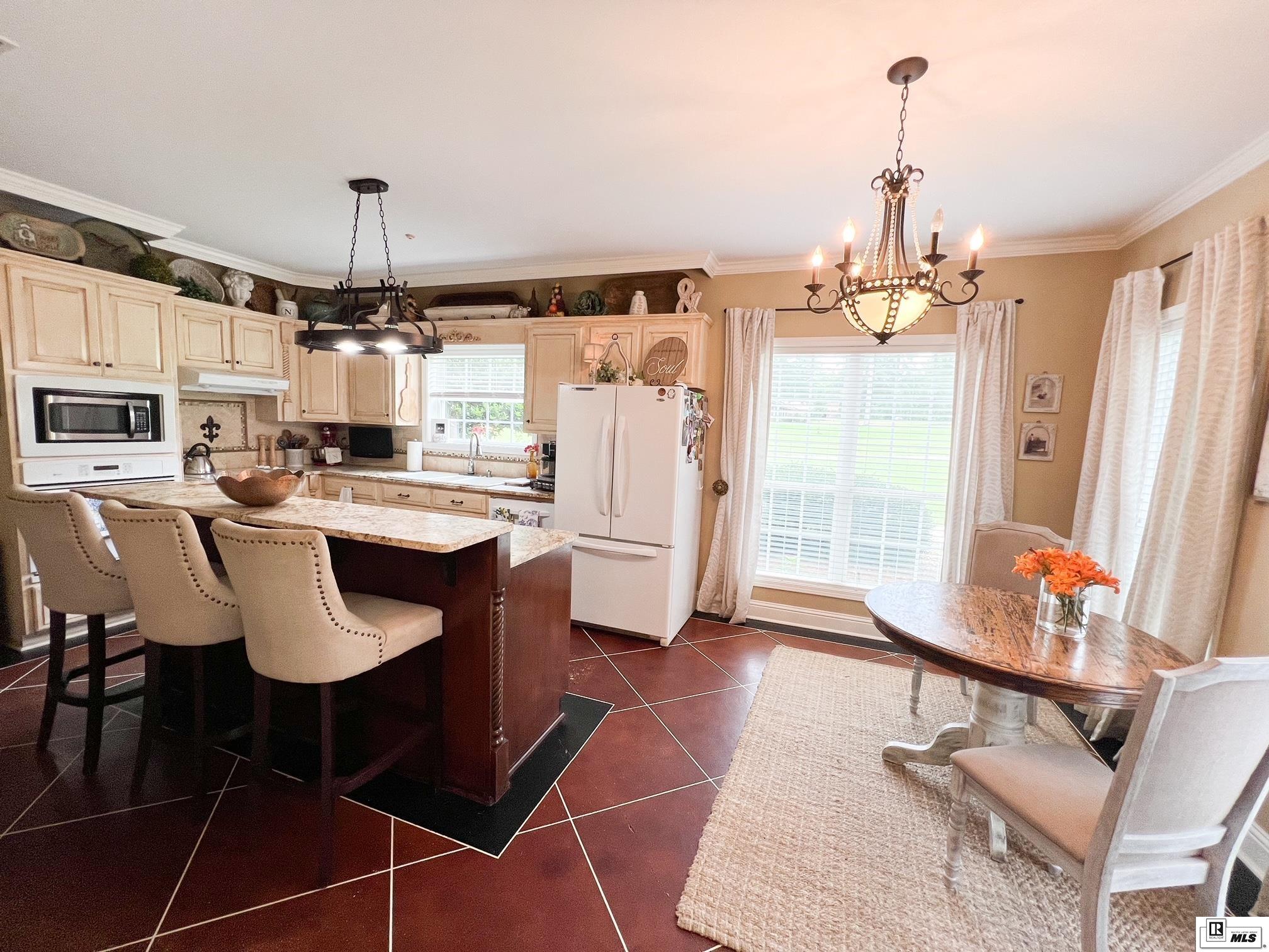 153 Oakhaven Drive