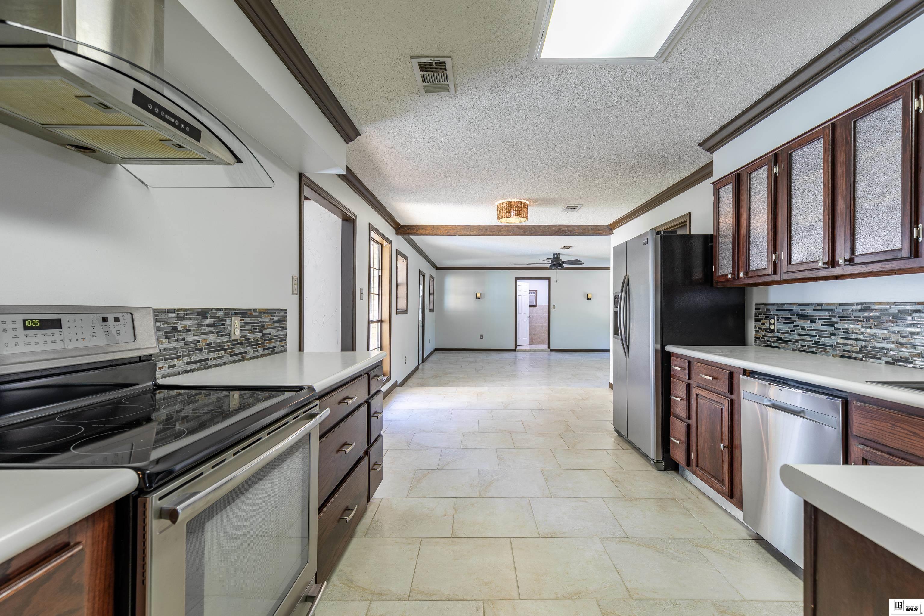 1483 Mitcham Orchard Road