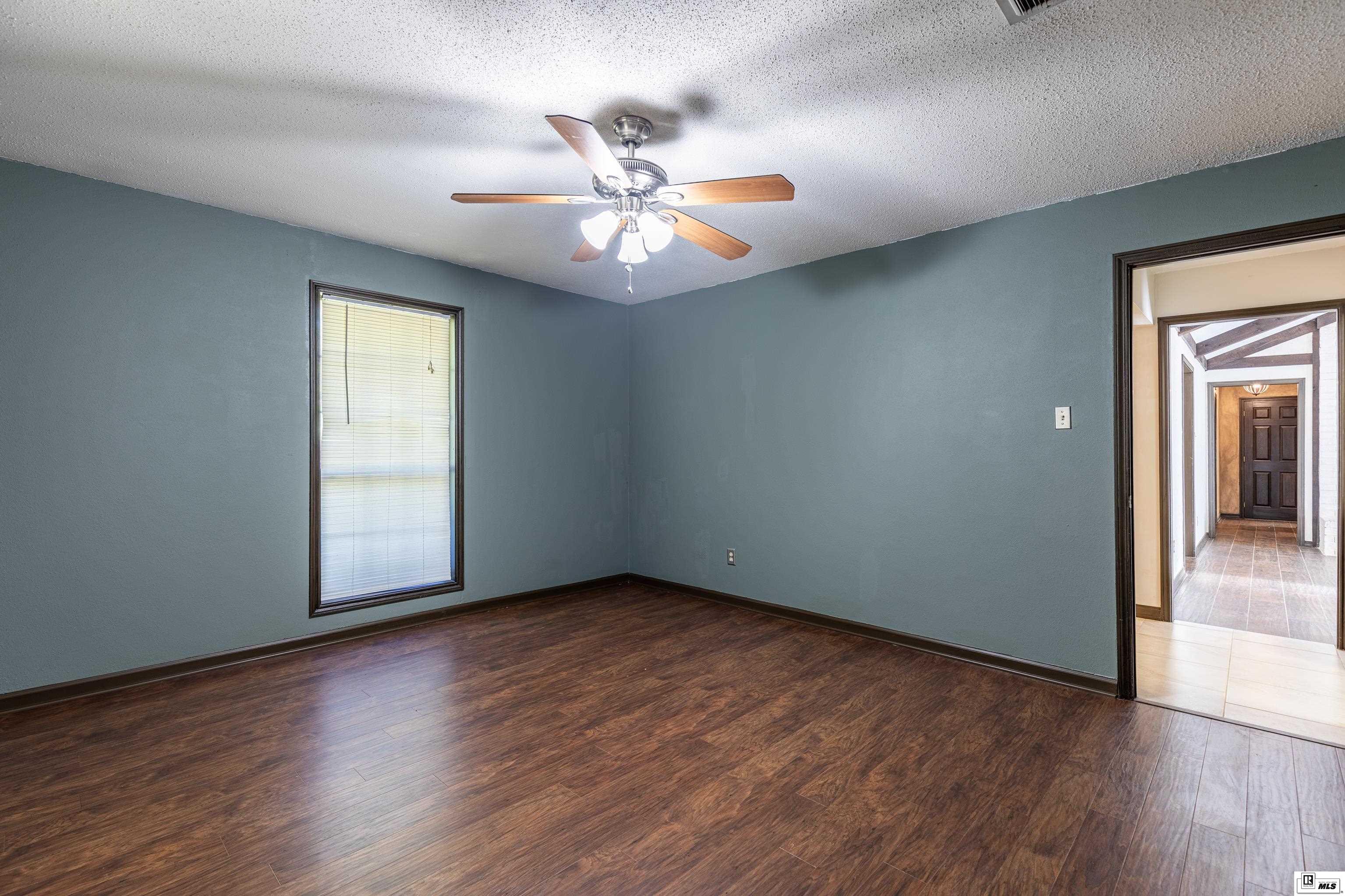 1483 Mitcham Orchard Road