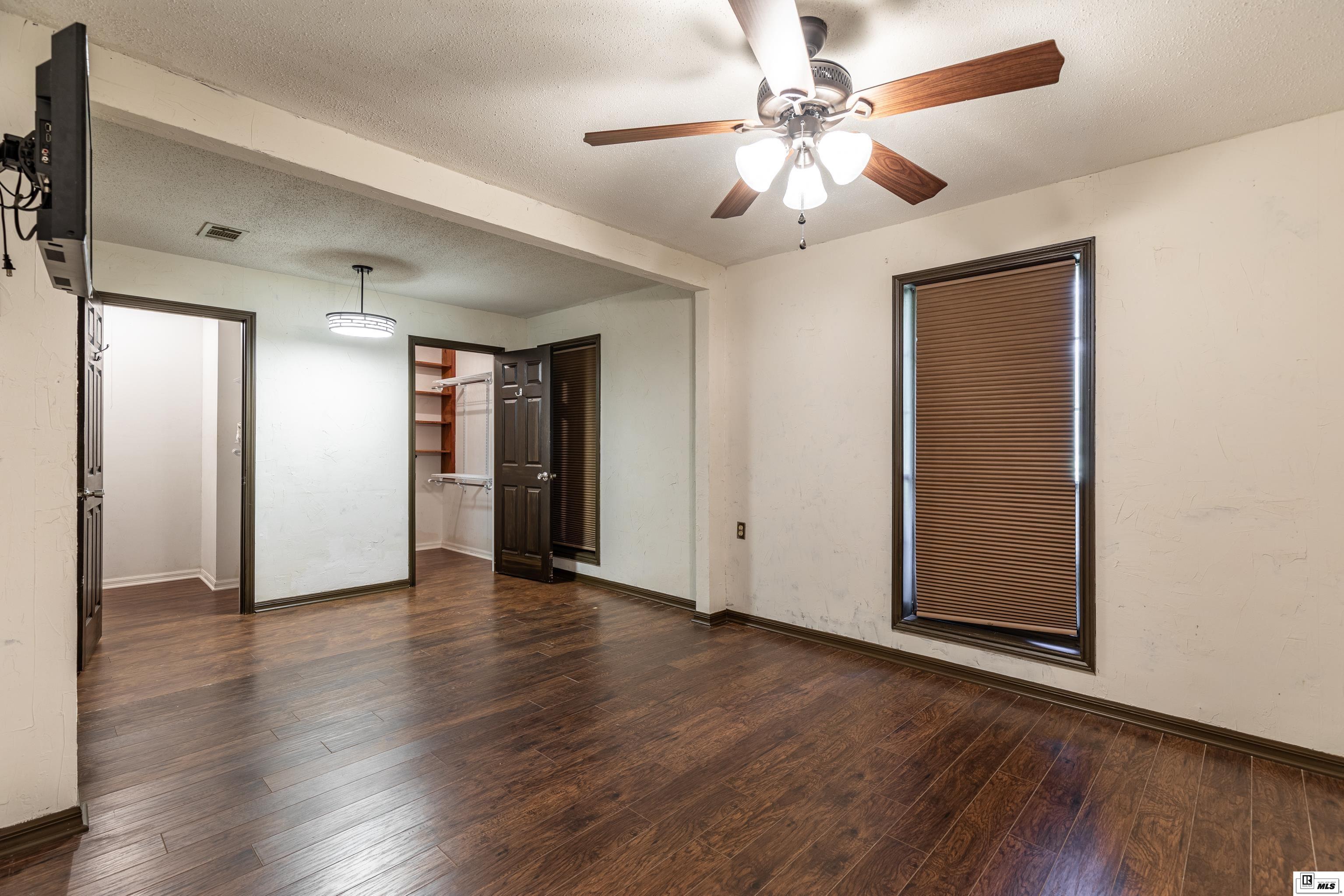 1483 Mitcham Orchard Road