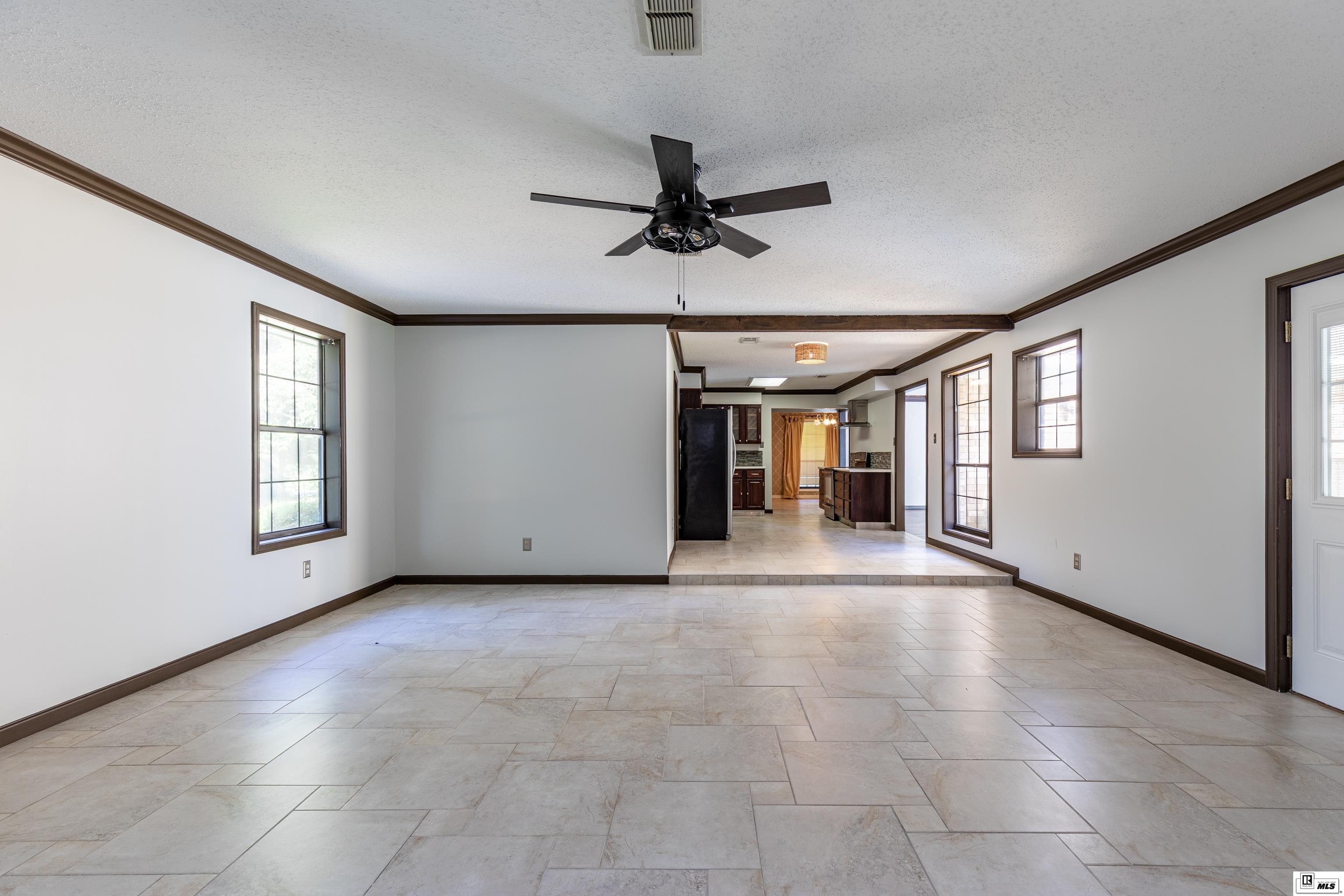 1483 Mitcham Orchard Road
