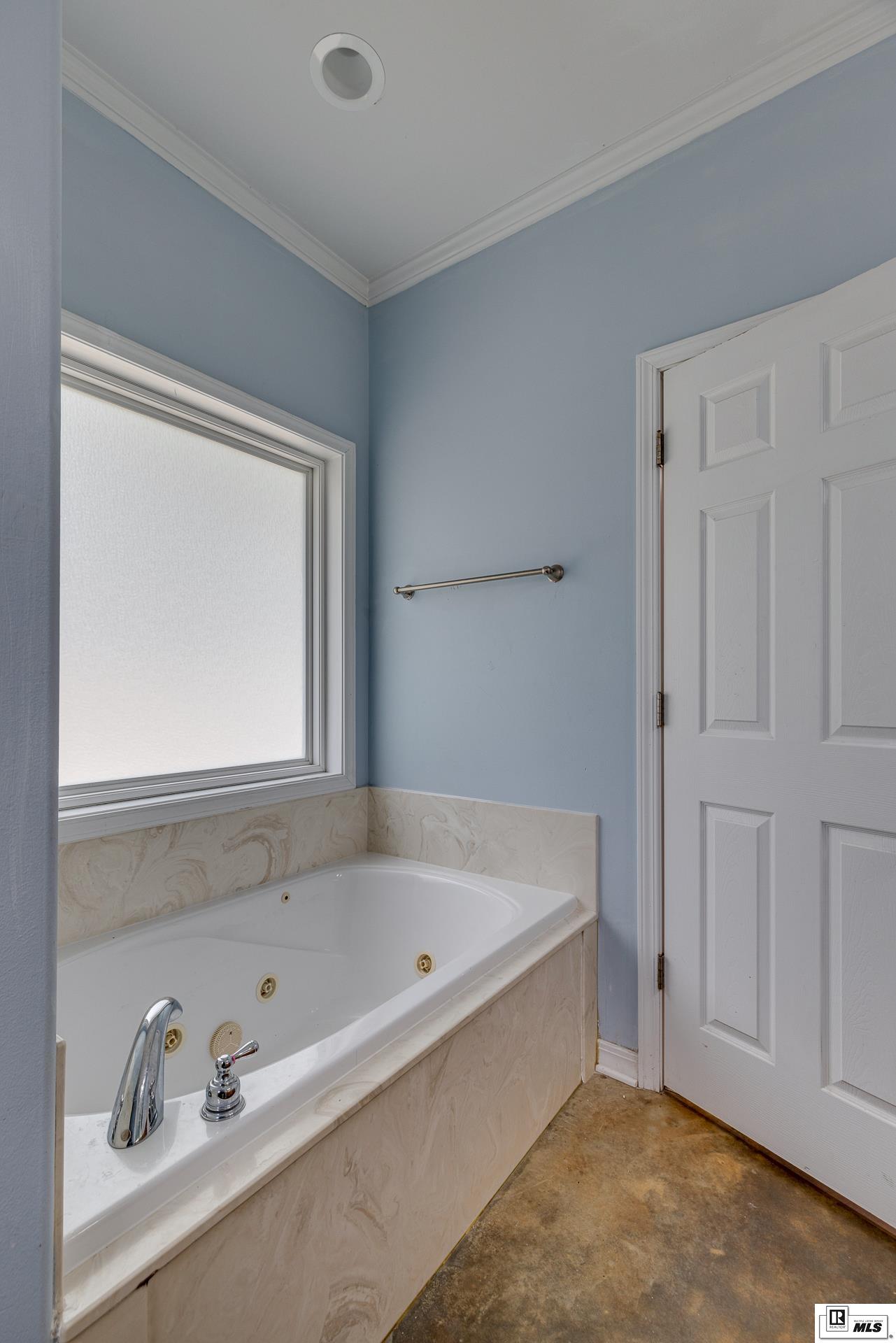 113 Arbor Cove Circle