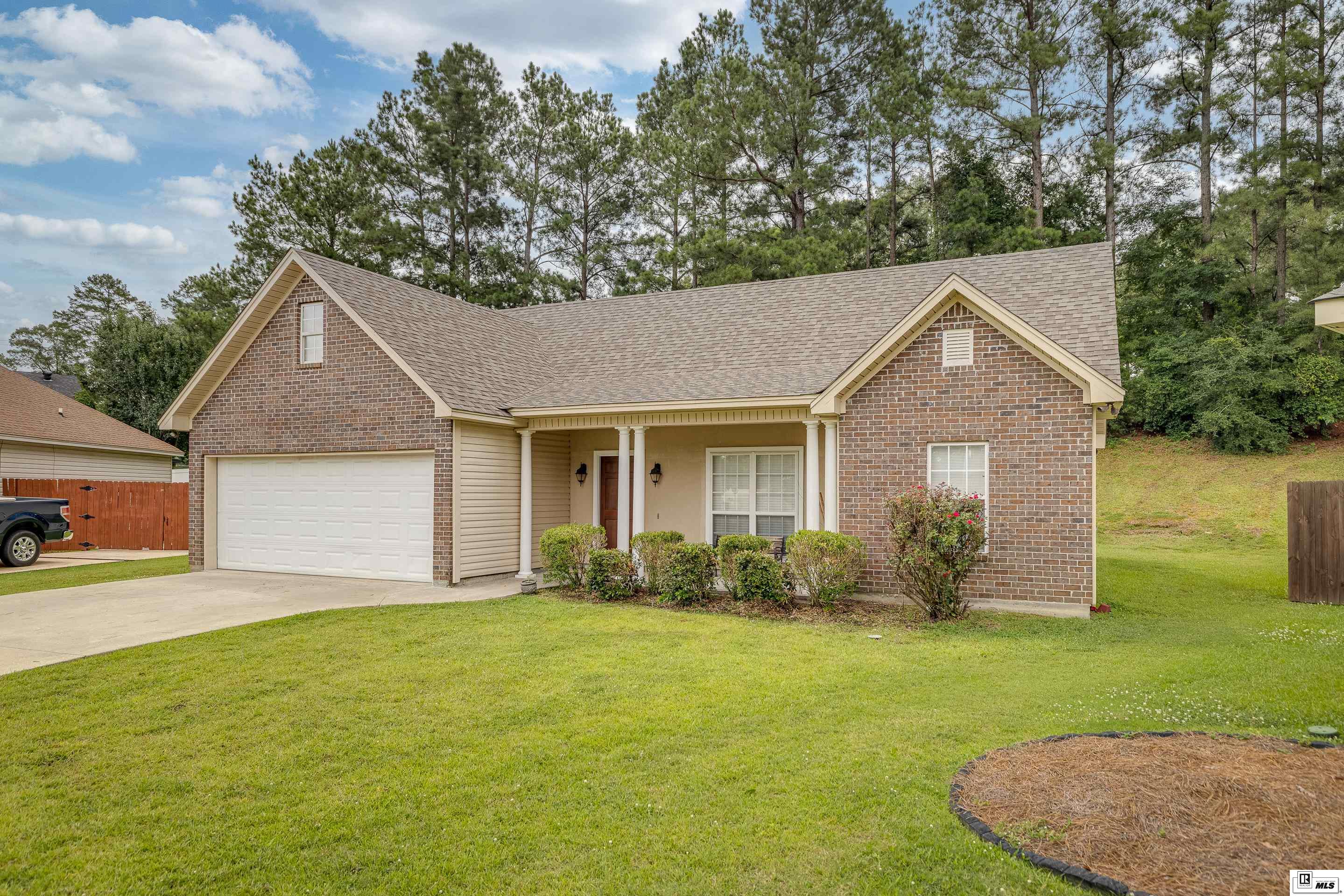 113 Arbor Cove Circle