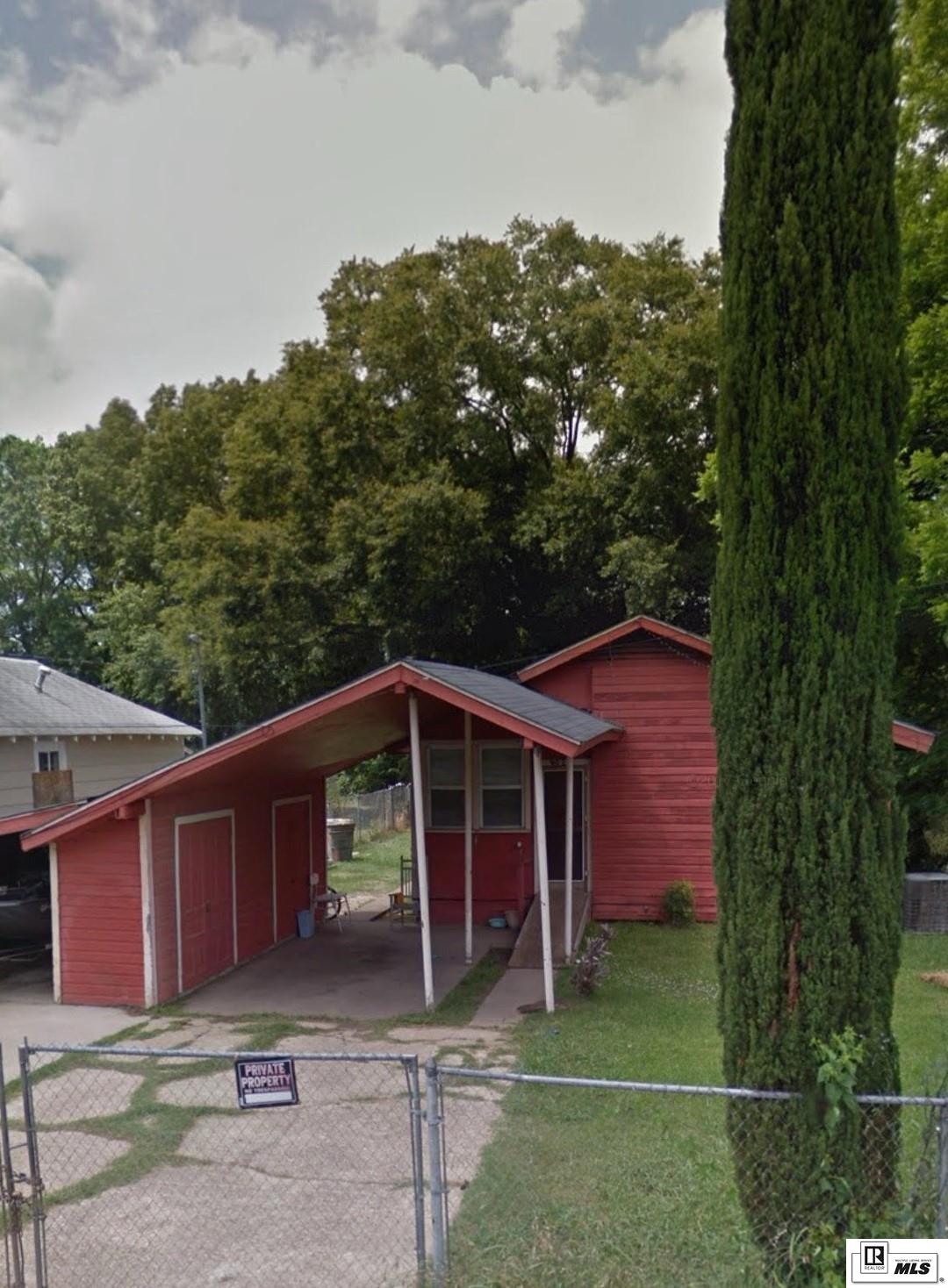 1805 Bayou Street