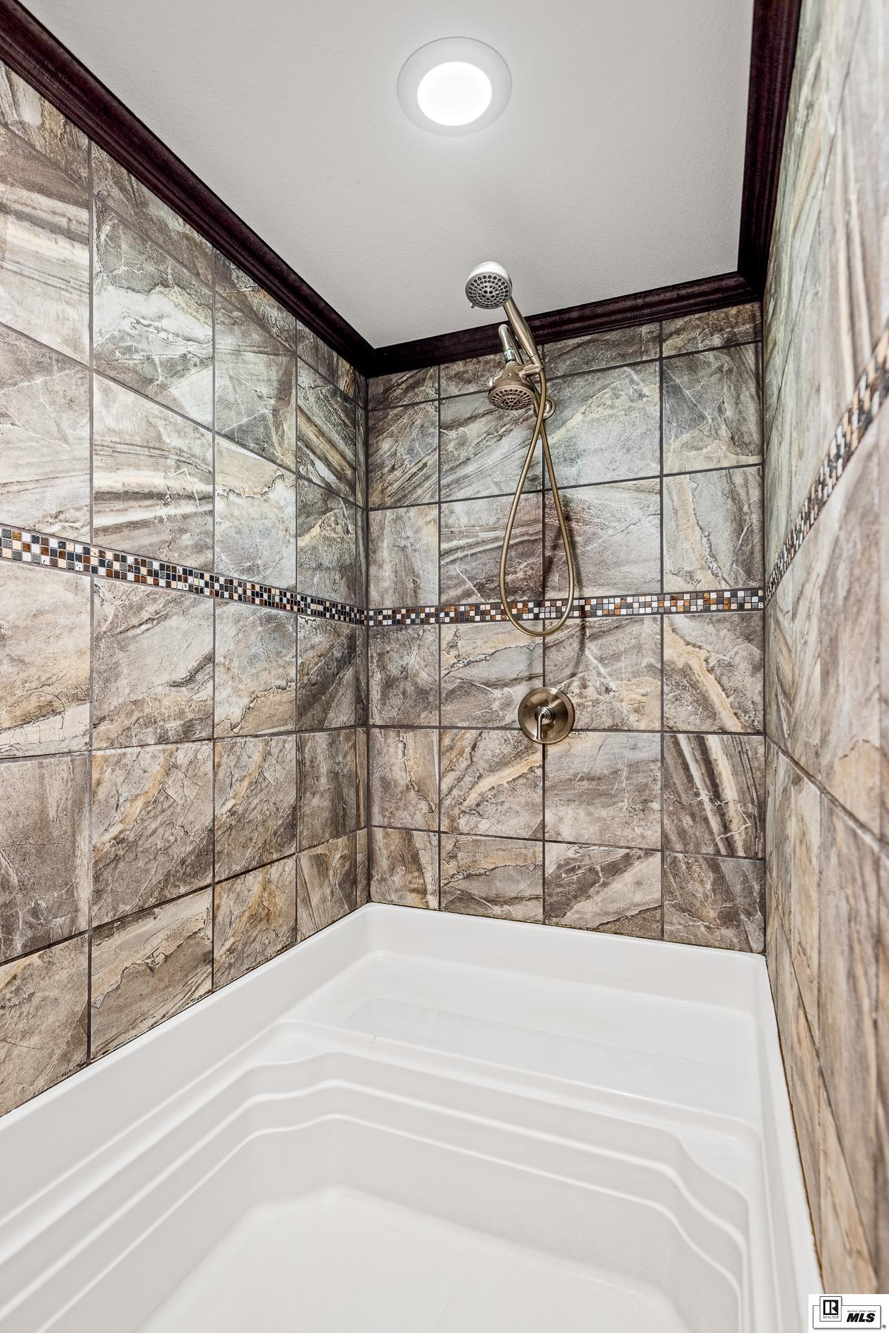 220 Evan Robinson Road