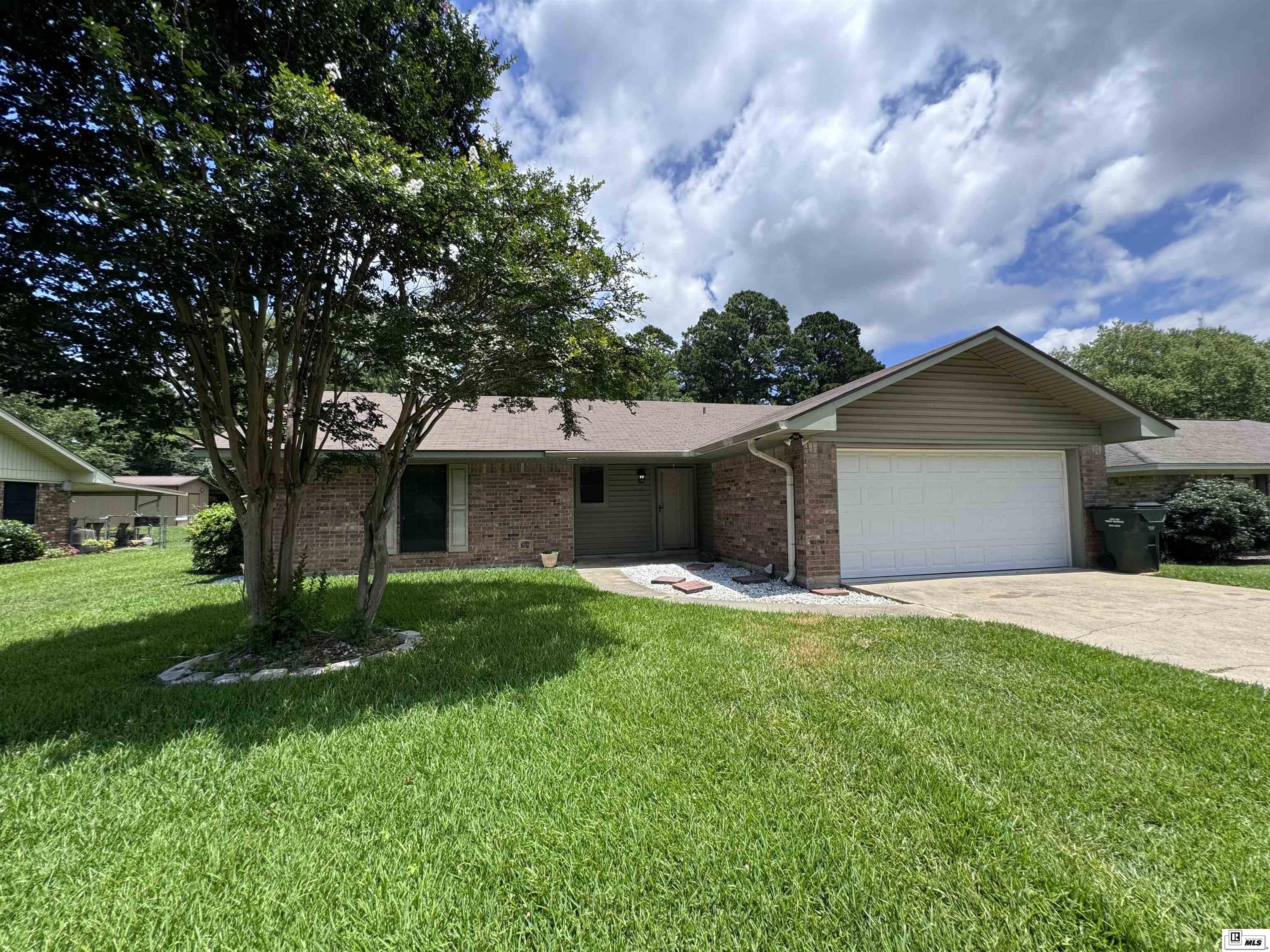 123 Northwood Circle