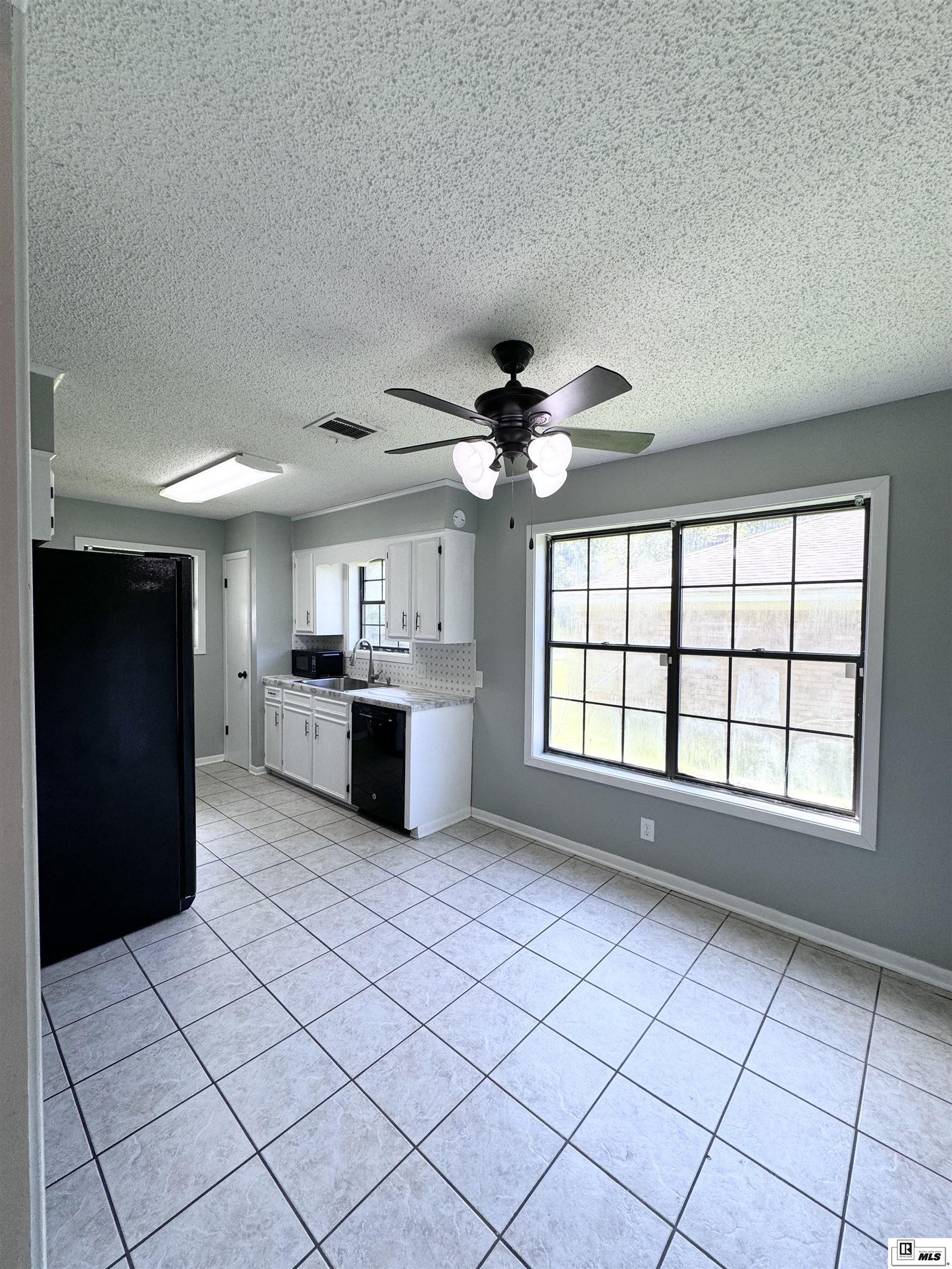 123 Northwood Circle