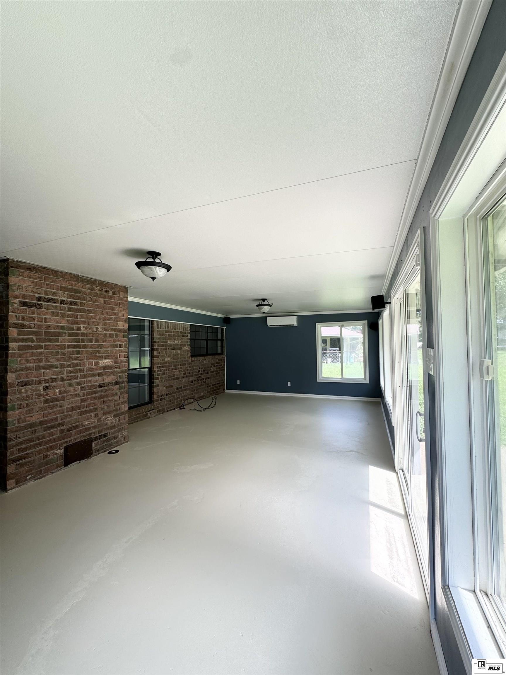 123 Northwood Circle
